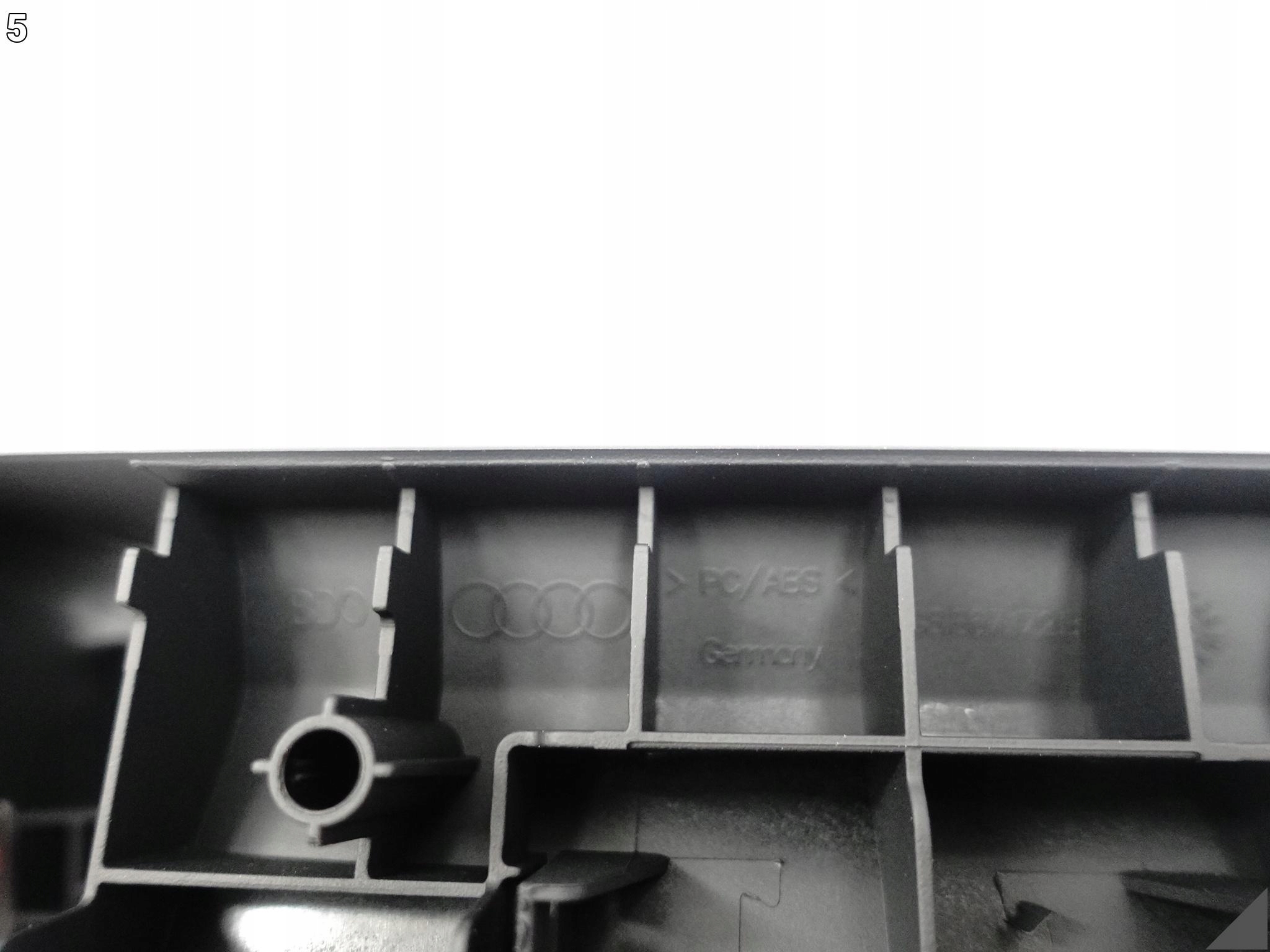 AUDI A7 S7 RS7 4G8 C7 10-18 bracket door handle levers right front