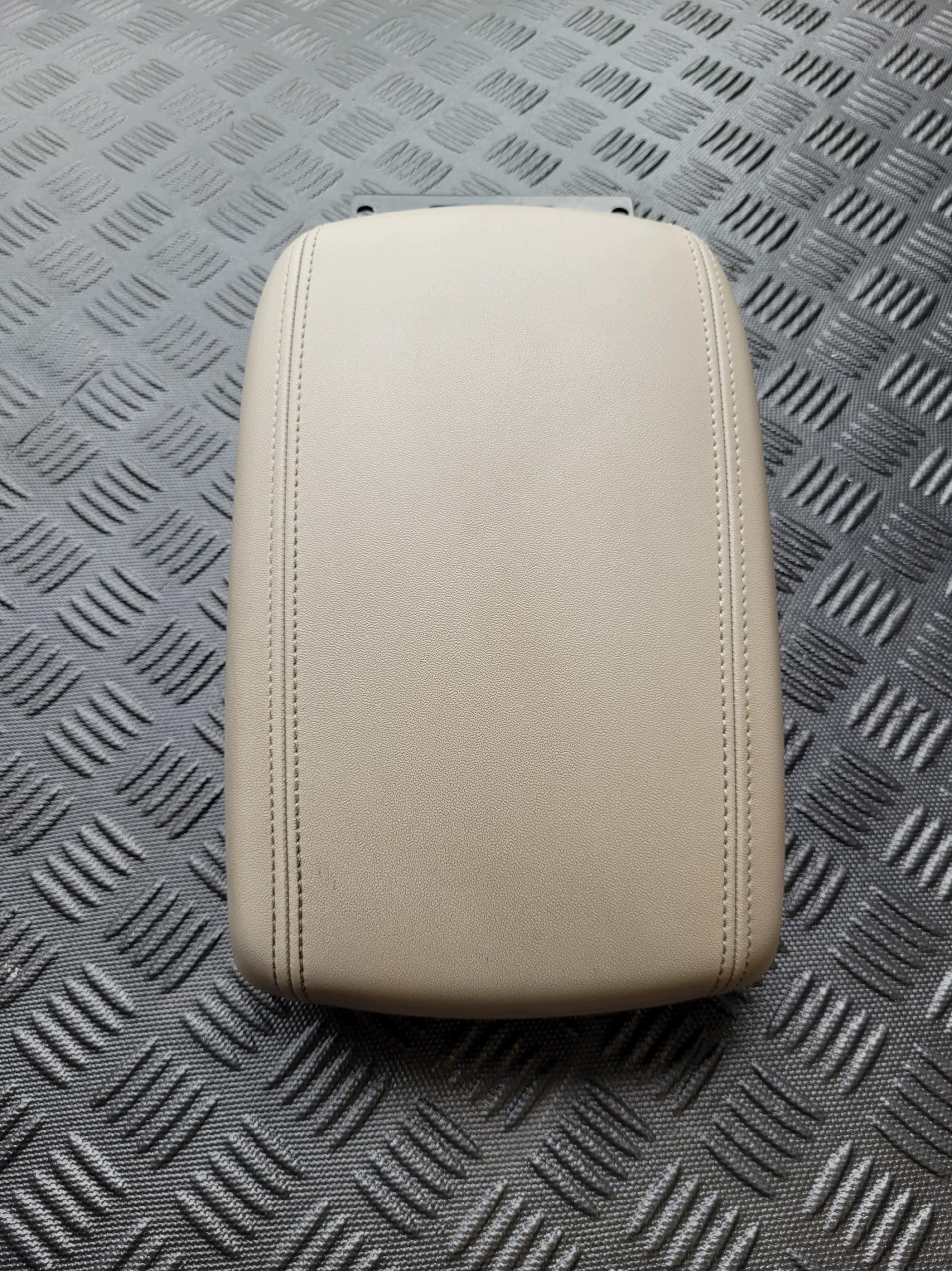 armrest SSANGYONG KORANDO IV 4 C300