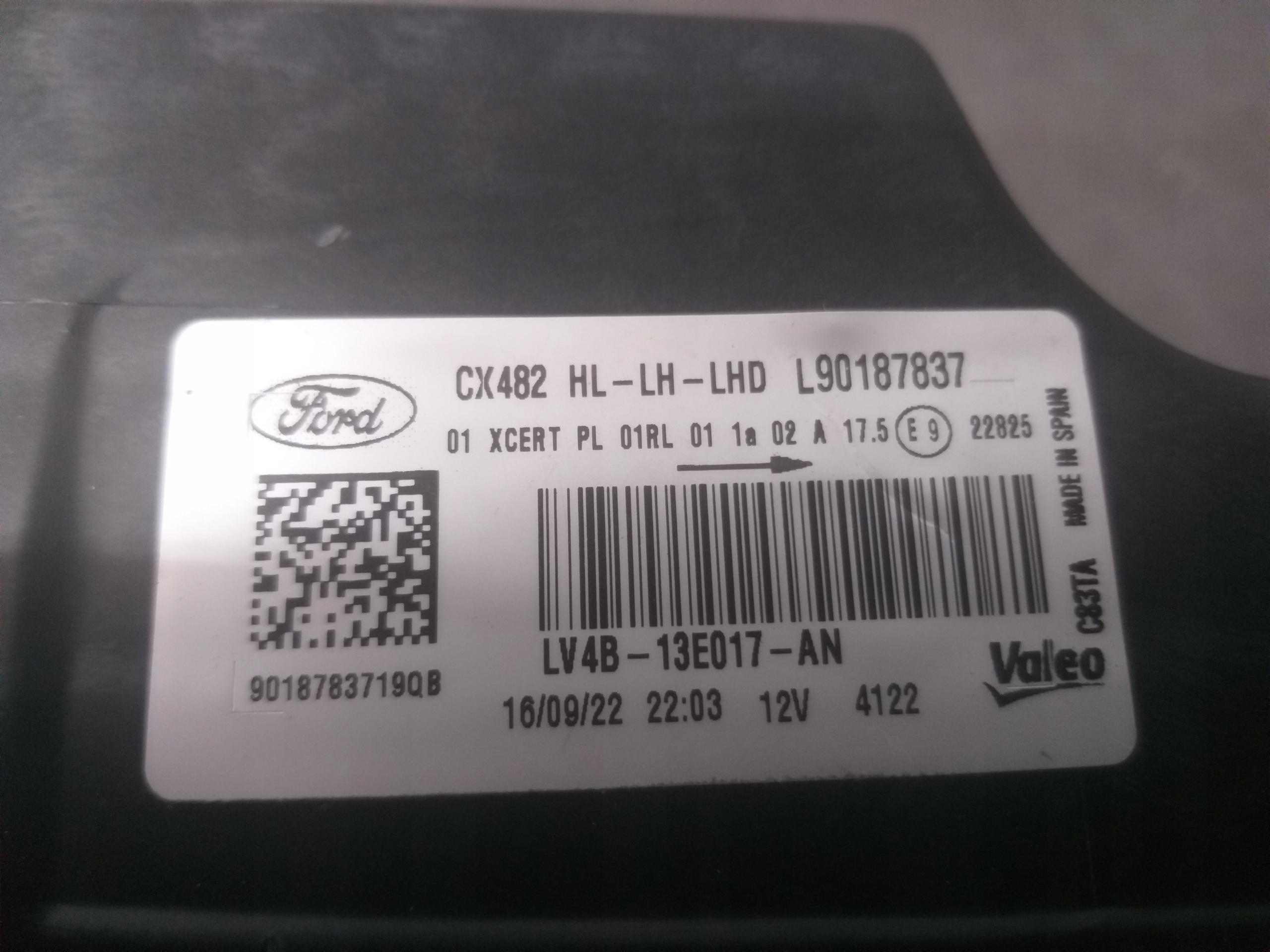 LIGHT FRONT LEFT FORD KUGA MK3 FULL LED LV4B-13E017-AN