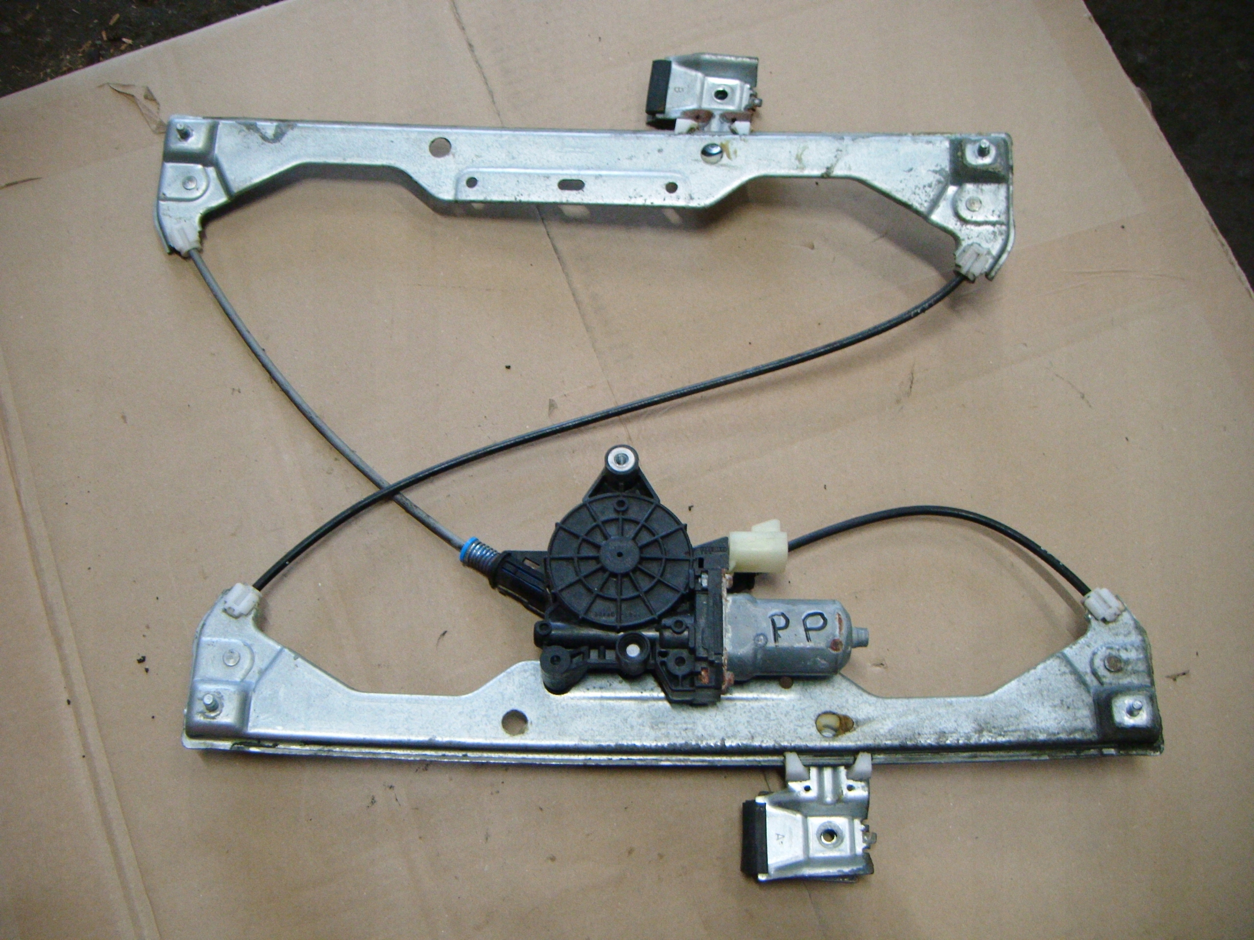 CHEVROLET HHR MECHANIZM SZYBY PRAWY PRZÓD