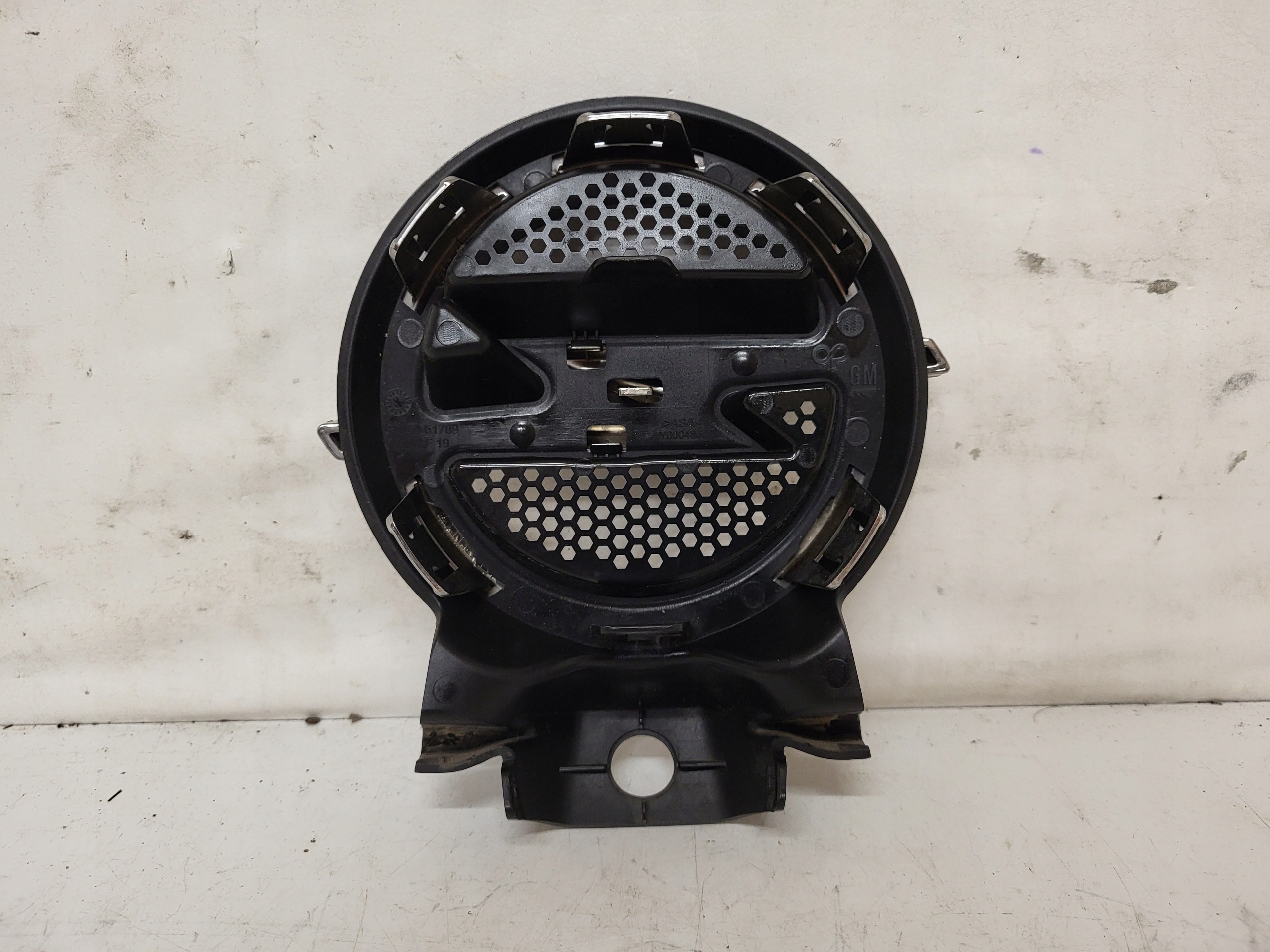 EMBLEMAT PRZÓD ZNACZEK OPEL GRANDLAND X Y00048577 Marka Opel