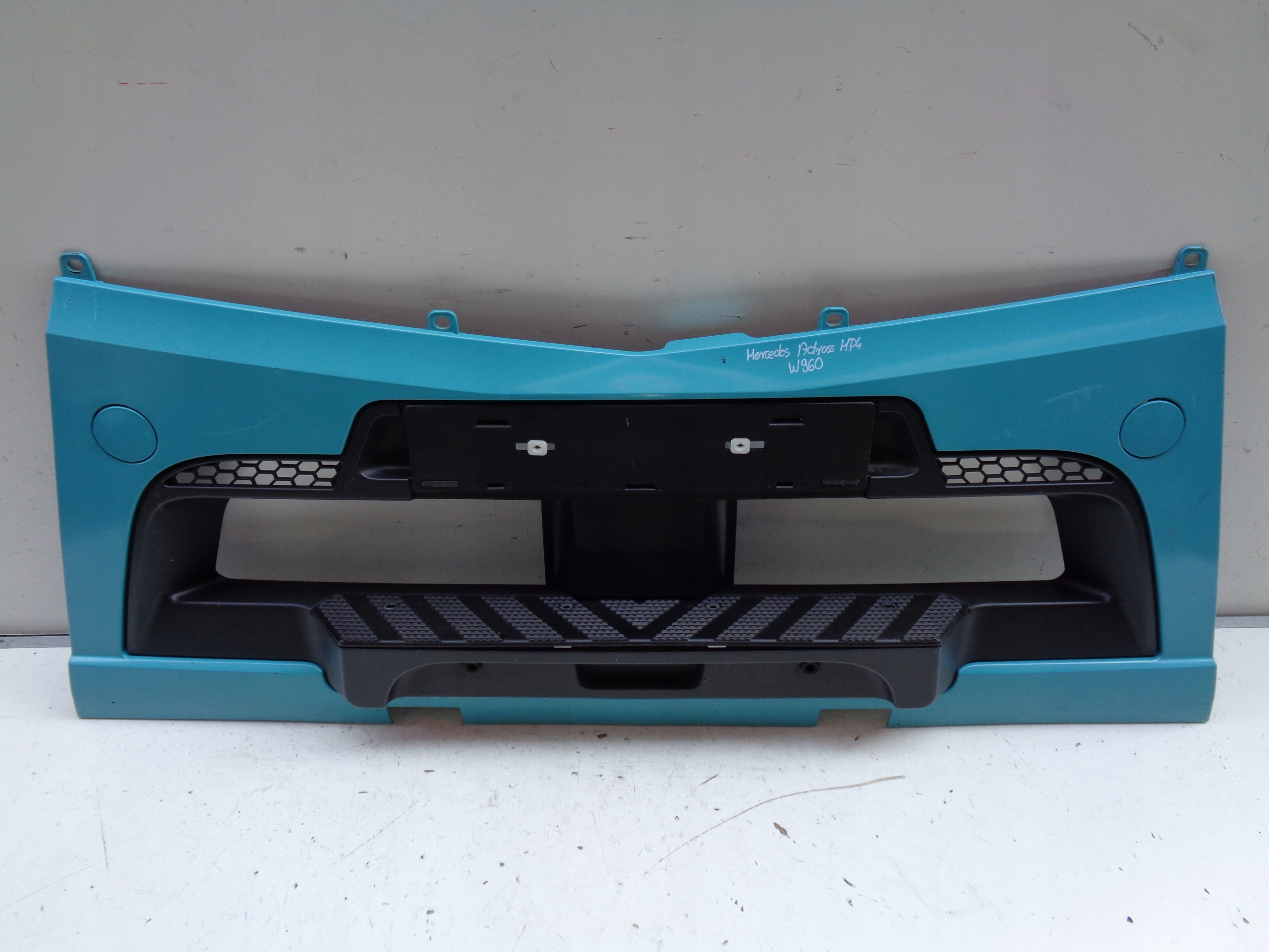 bonnet grille MERCEDES ACTROS MP4 W960