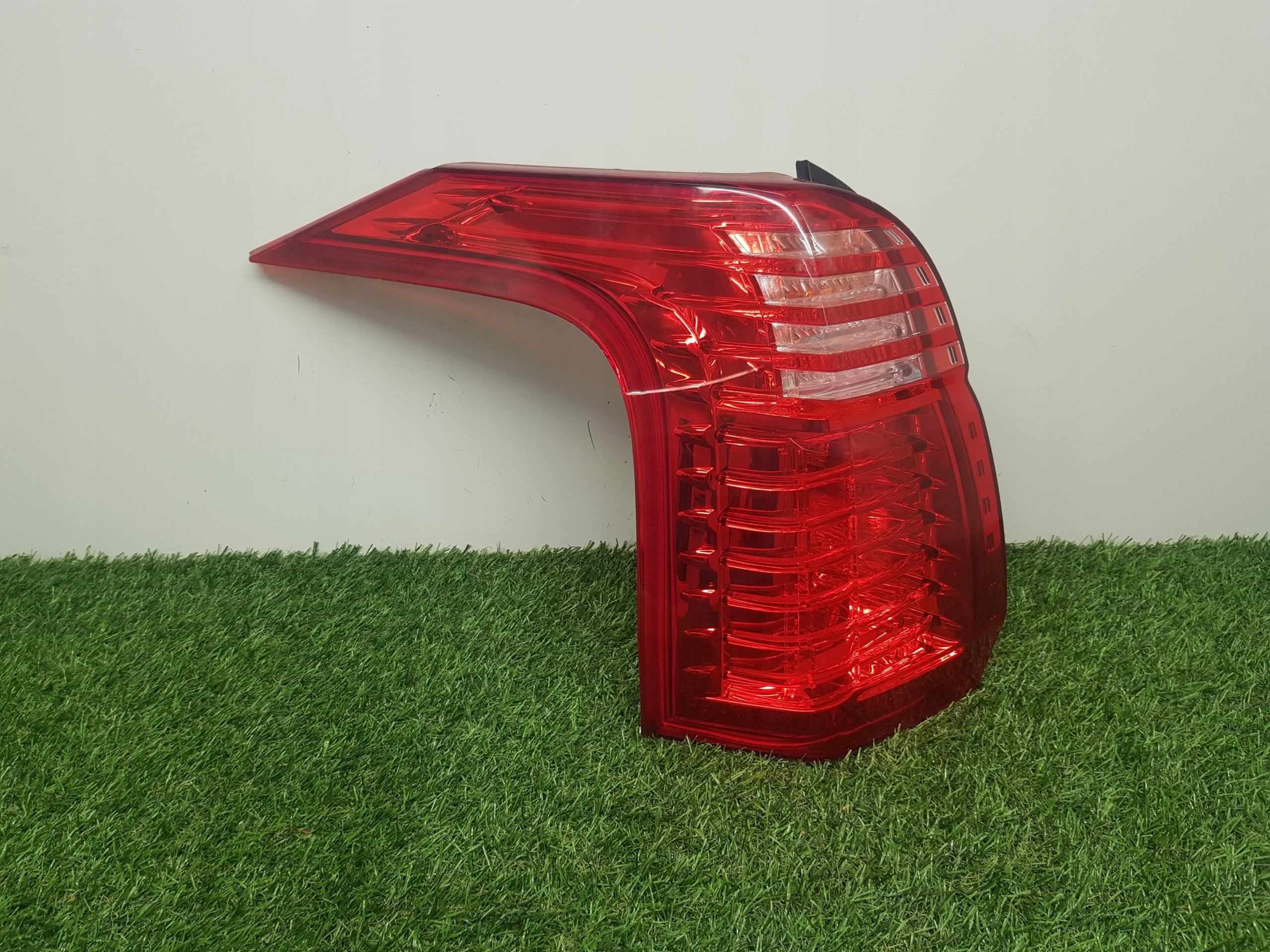 light left rear PEUGEOT 5008 9672666580