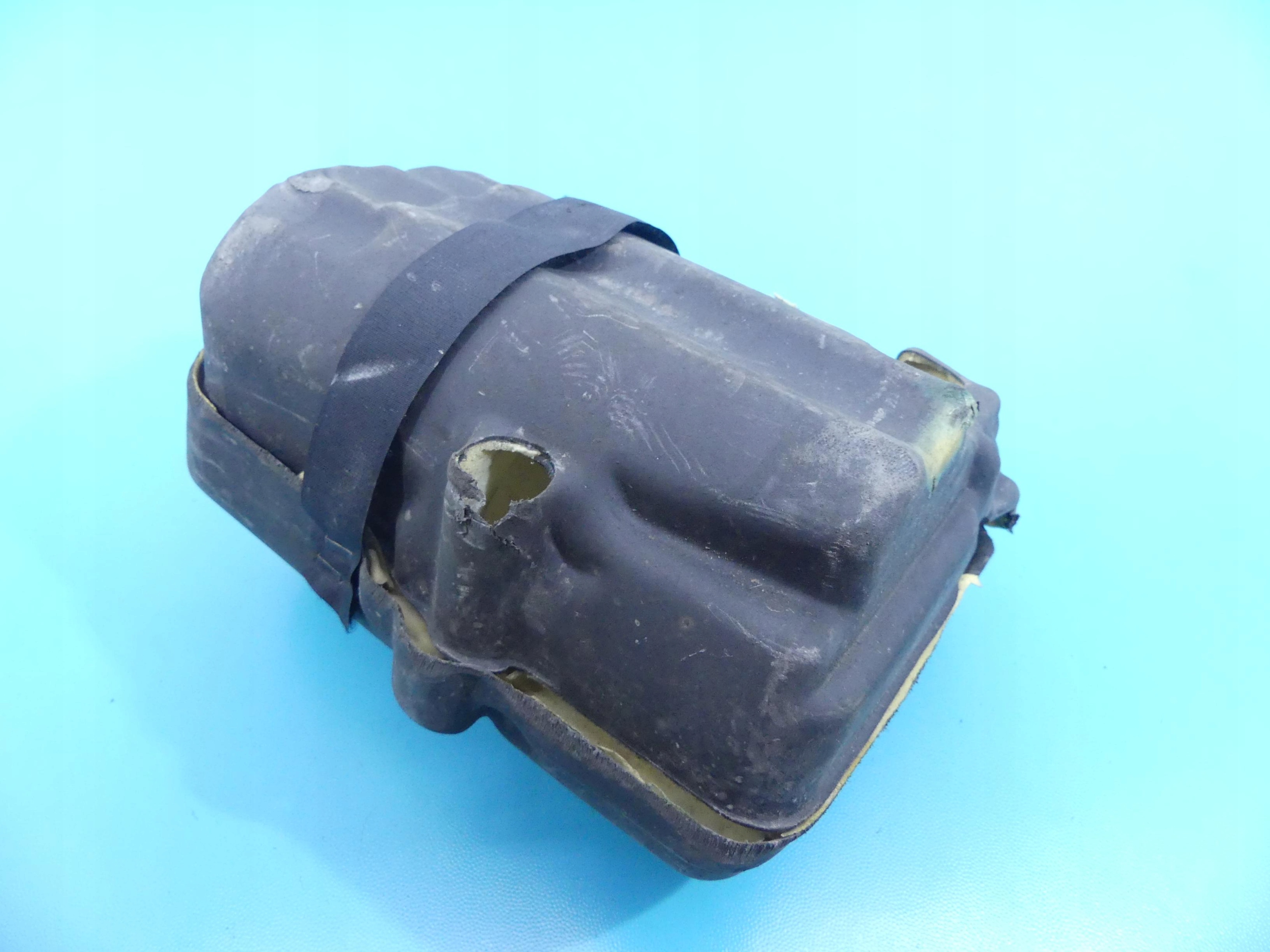 КРЫШКА НАСОСА КОНДИЦИОНЕРА TESLA MODEL S 12-16