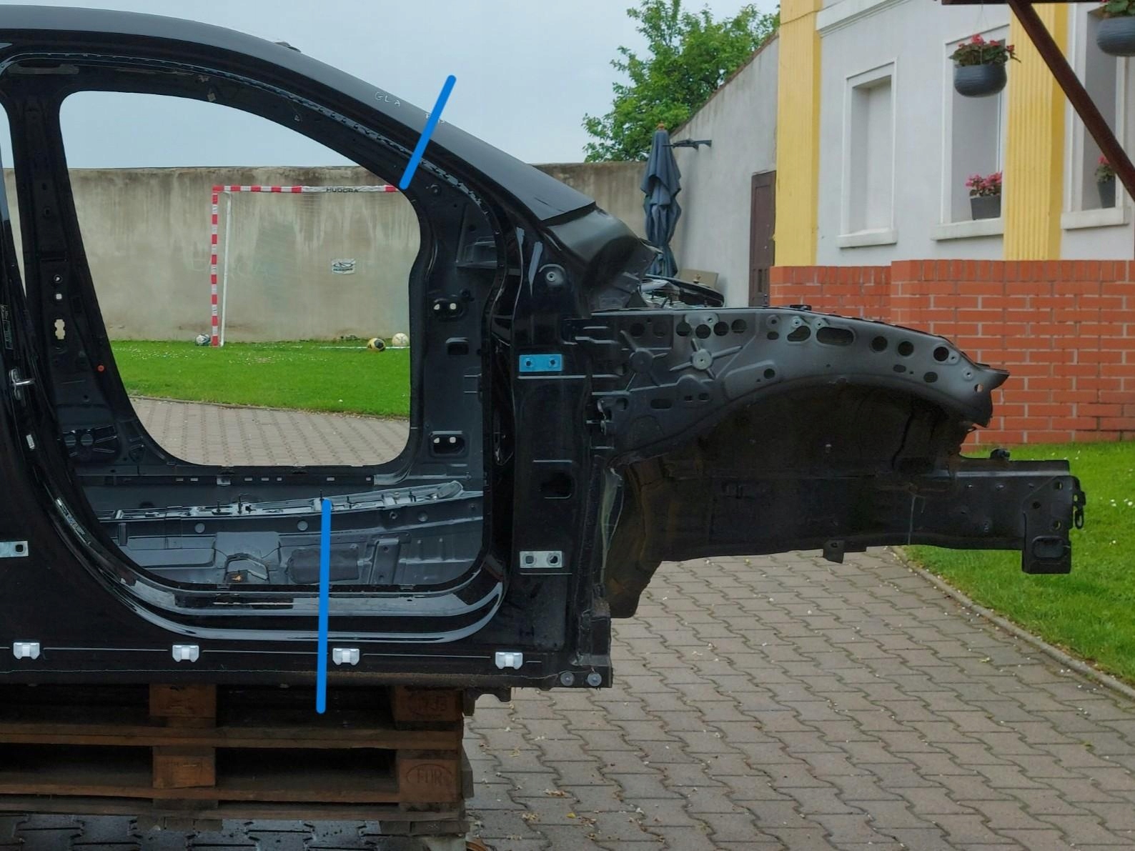 Mercedes GLA 250e LIFT II H247 quarter quarter right front