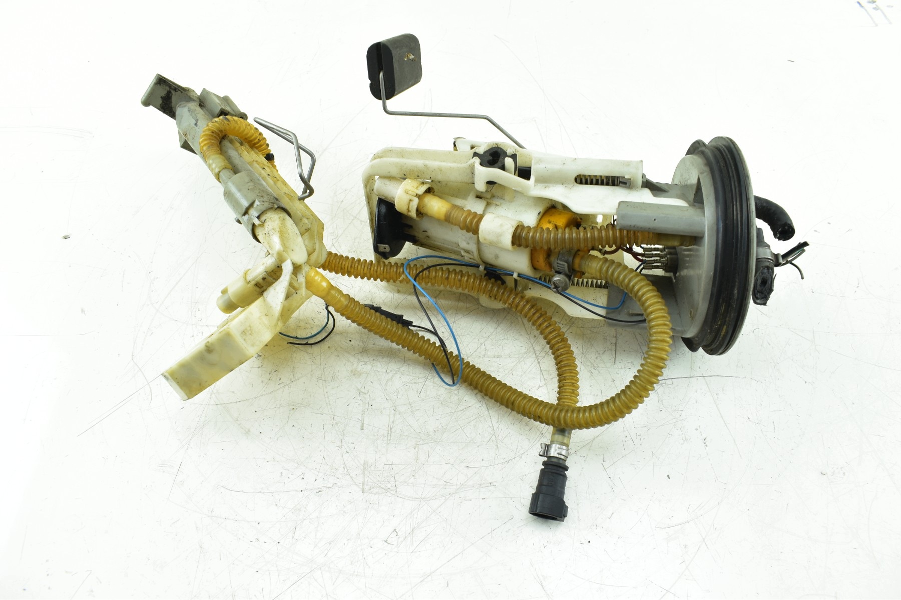 feed pump Plywak ROVER 75 2.0 CDTI 81189514