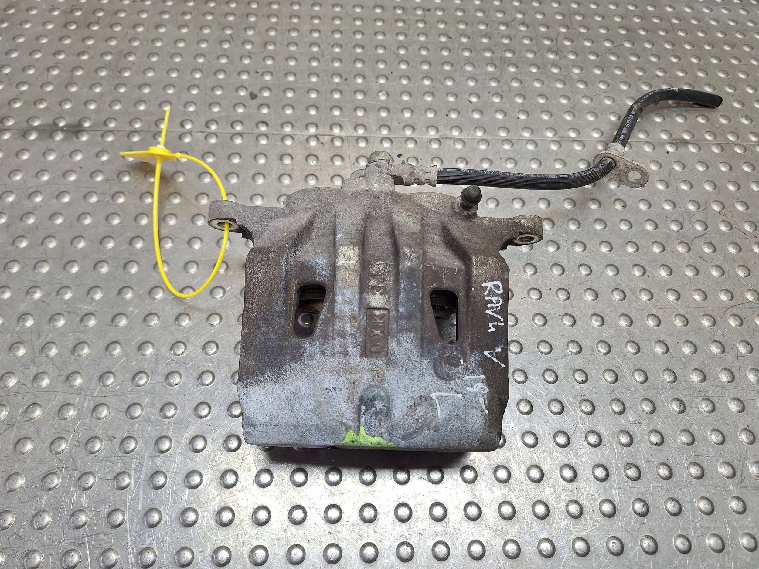 caliper brake left front TOYOTA RAV4 V 19- 2.5 H