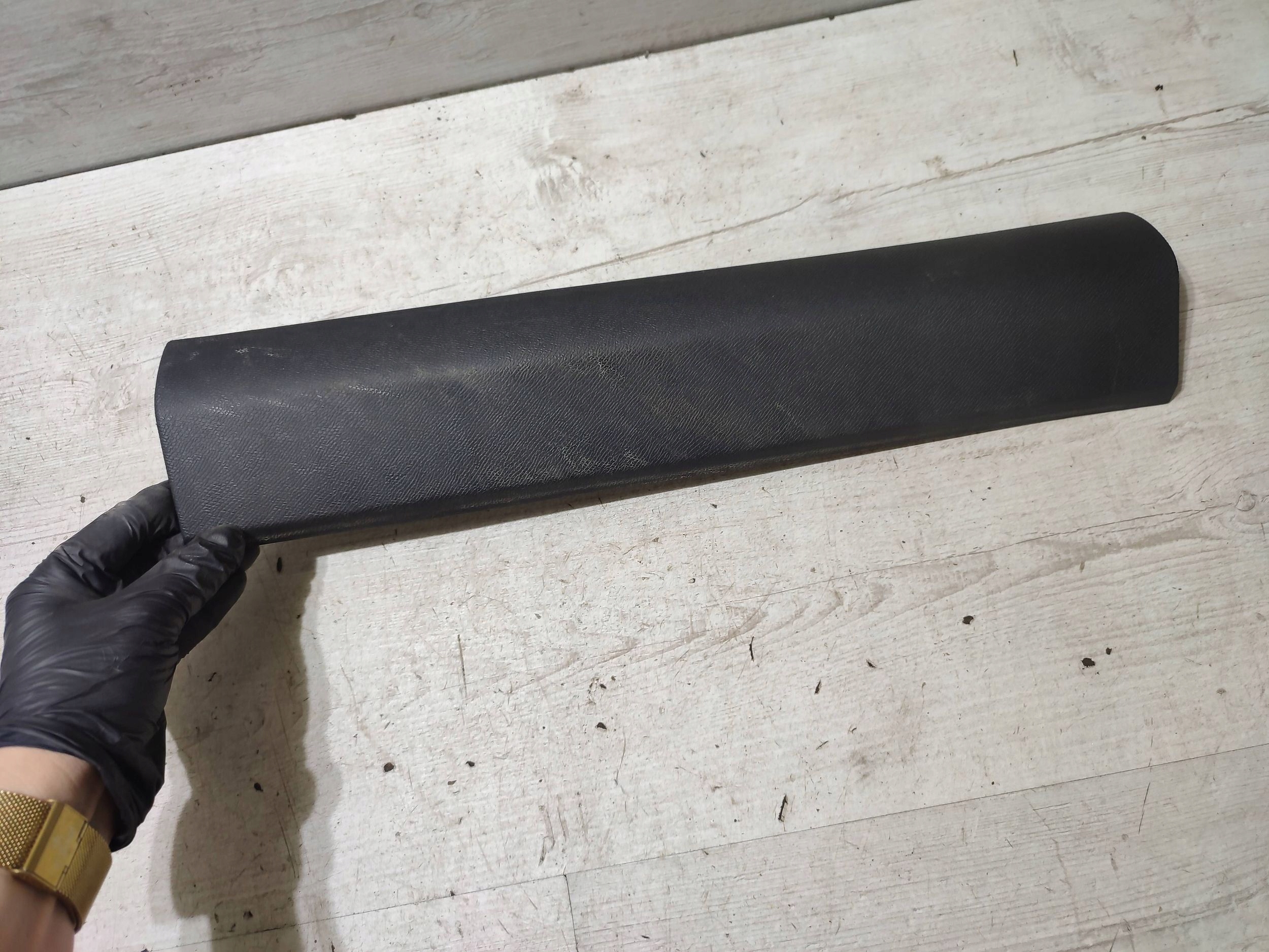 Peugeot 308 2019 front side left moulding threshold front