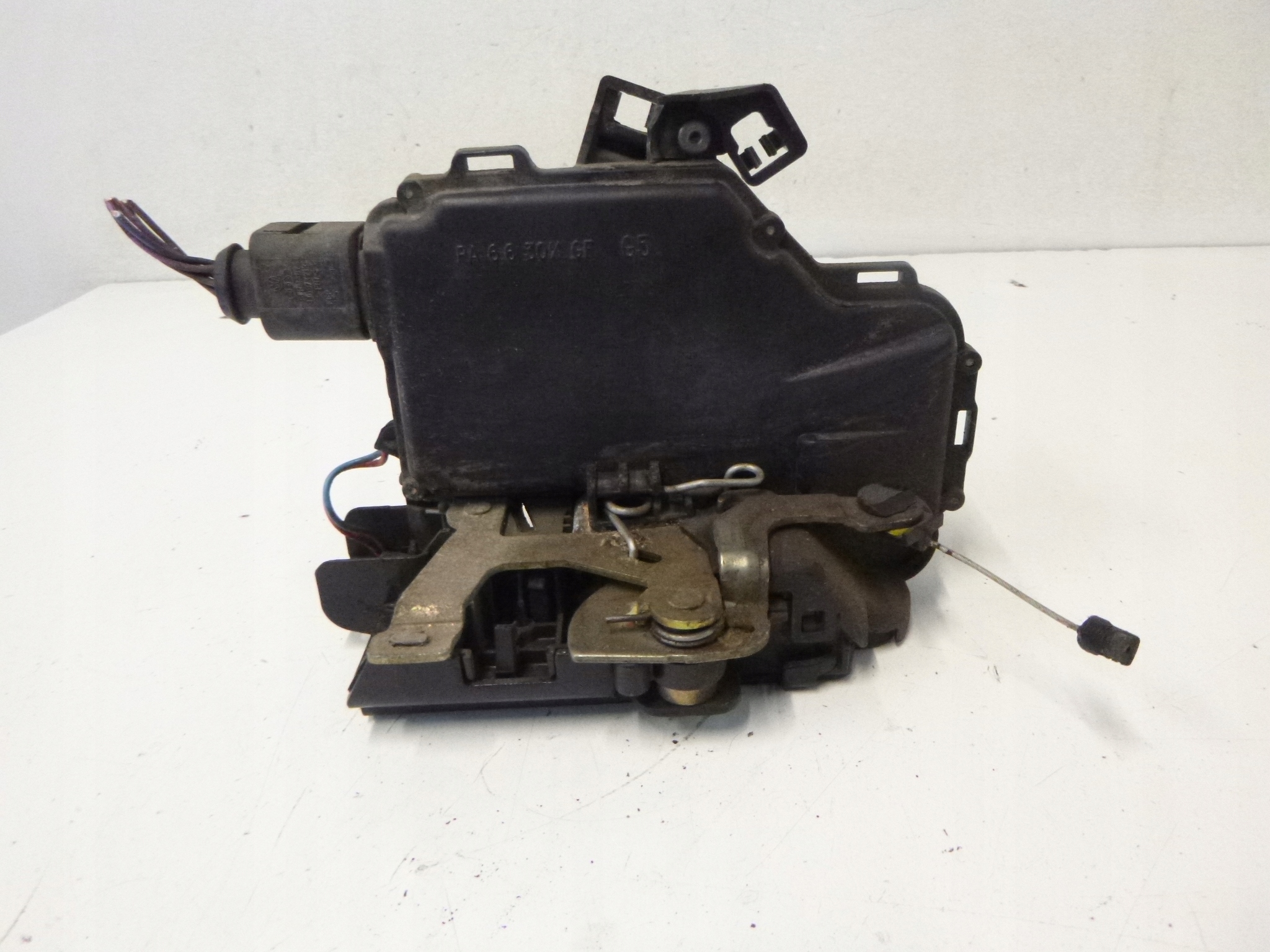lock rear part left Seat Toledo II sedan 2002