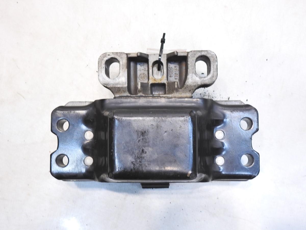 ŁAPA PODUSZKA SKRZYNI VW GOLF V 1.9 TDI Numer katalogowy części 1K0199555