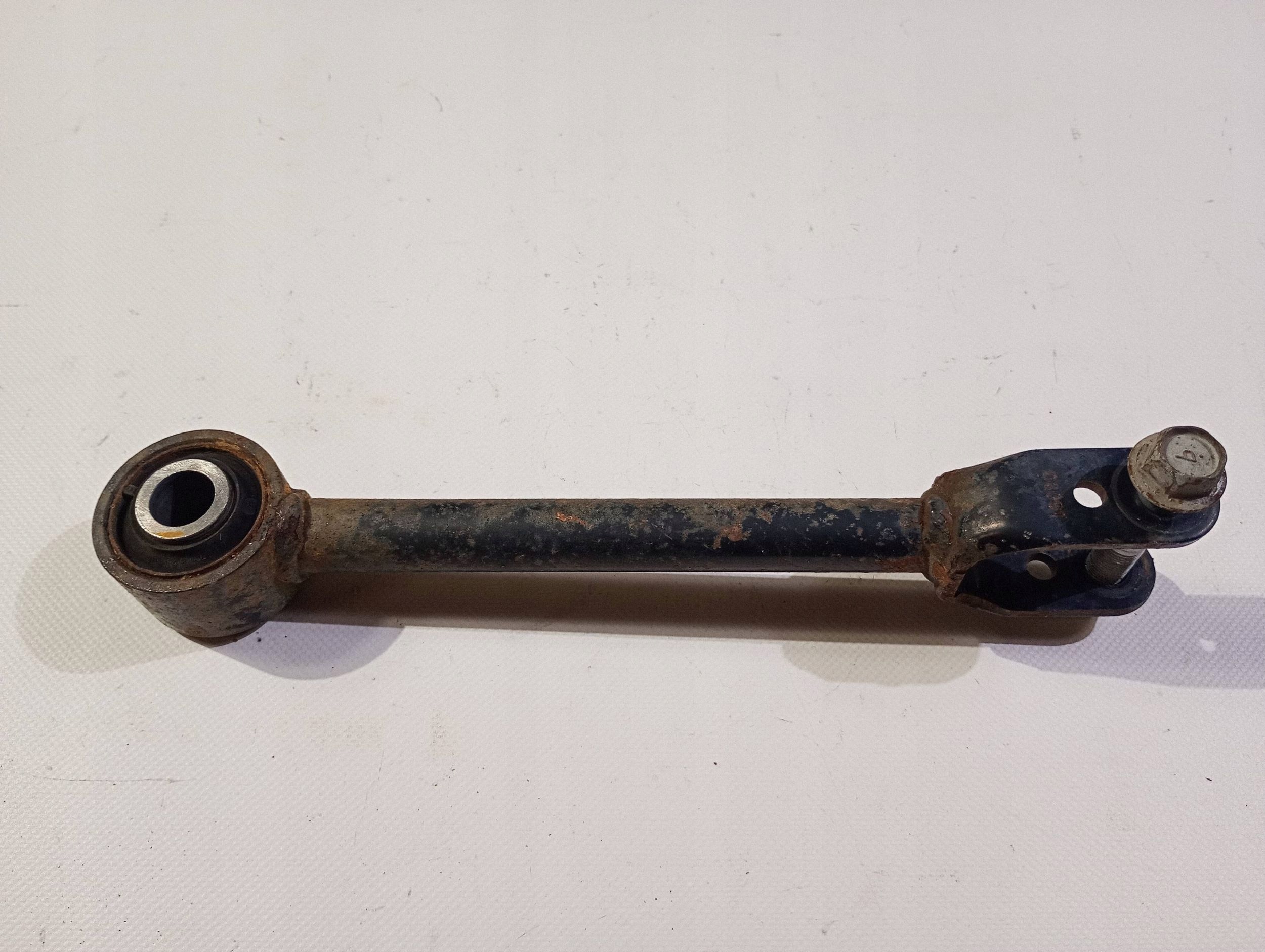 arm rear part rear right left Nissan 370Z 2009