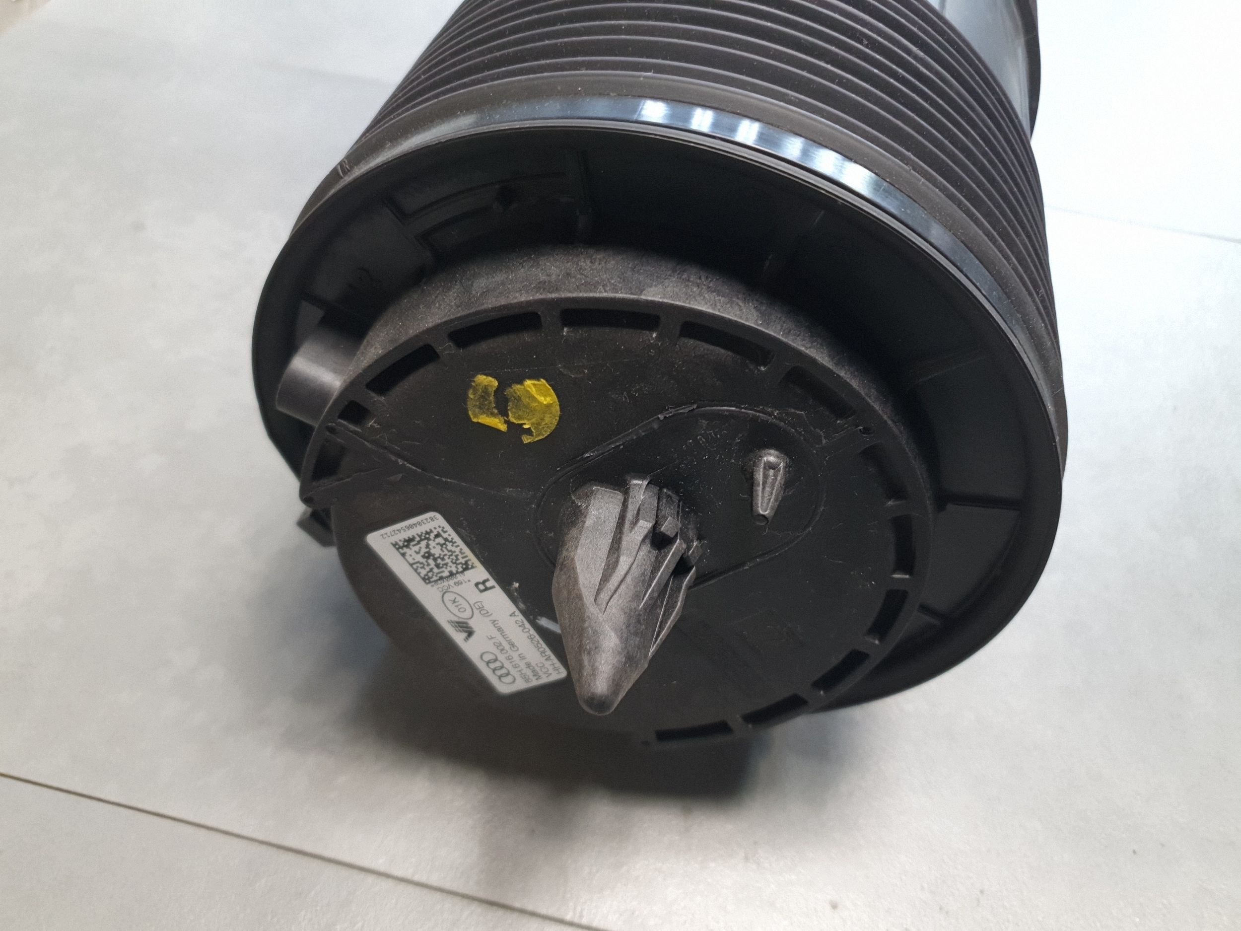 Audi SQ6 e-tron airbag pneumatic rear part 85H616002F