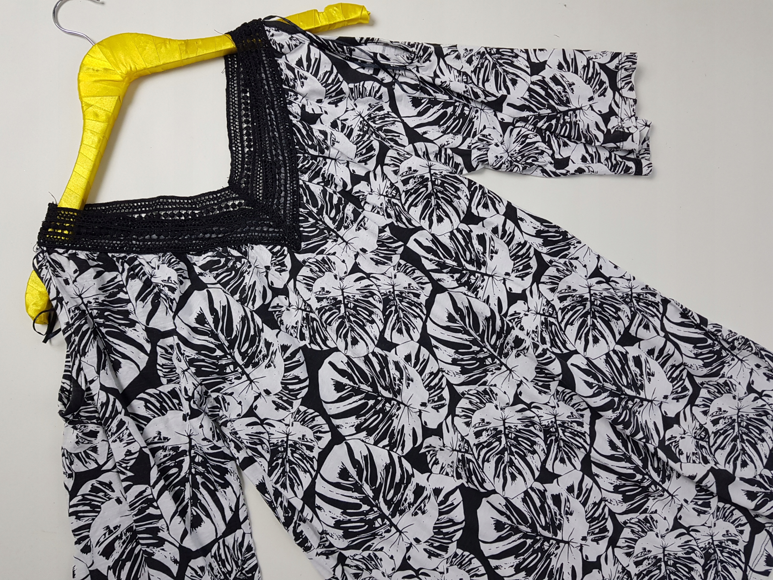 Laura Torelli 36/S Bluzka ciążowa z koronką Marka inna