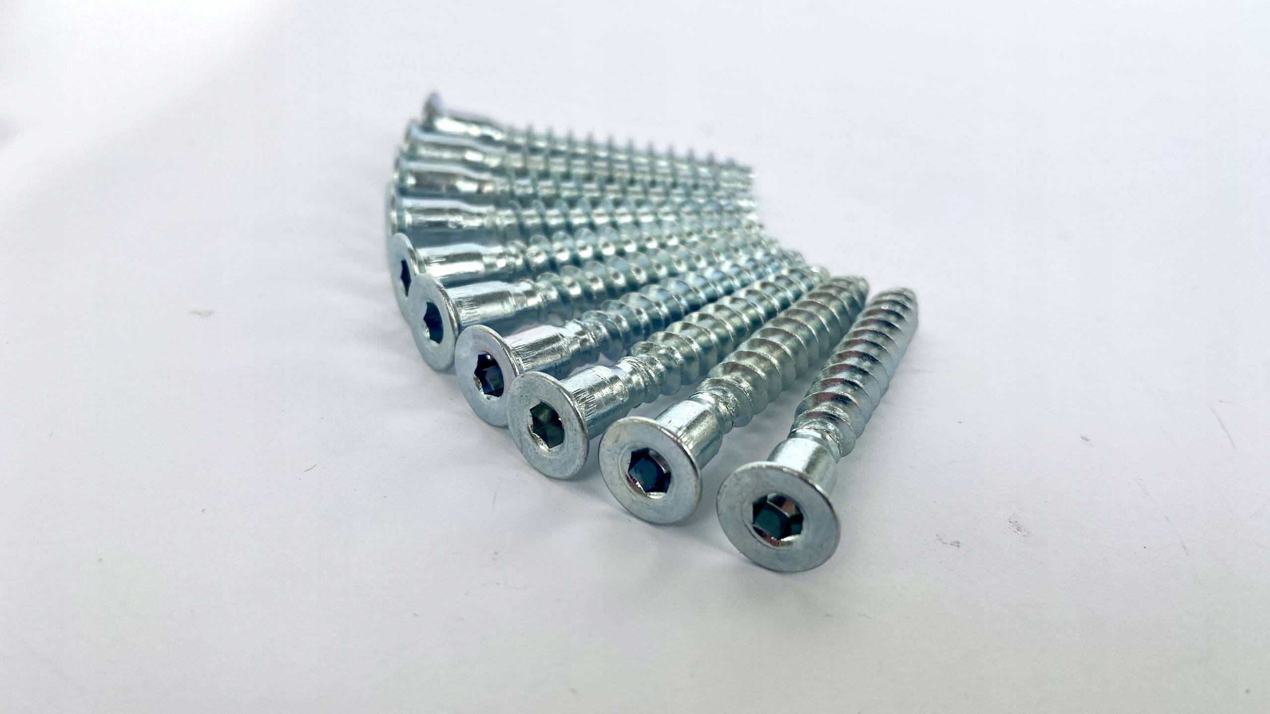 

Konfirmat konfirmaty Wkręt wkręty 7x50mm 100 sztuk