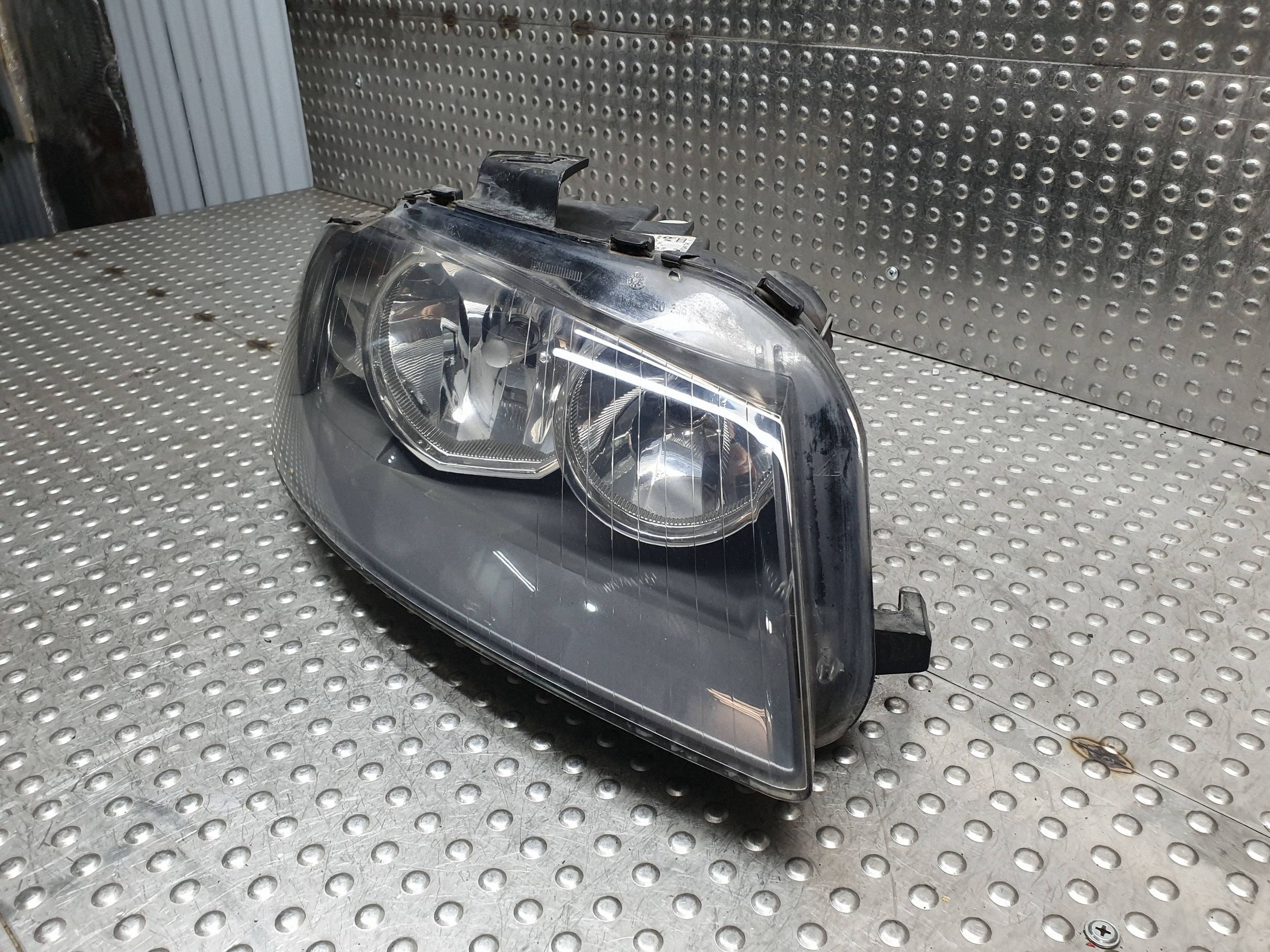 light REFLEKTOR right front 8P0941004K AUDI A3 8P original EUROPA