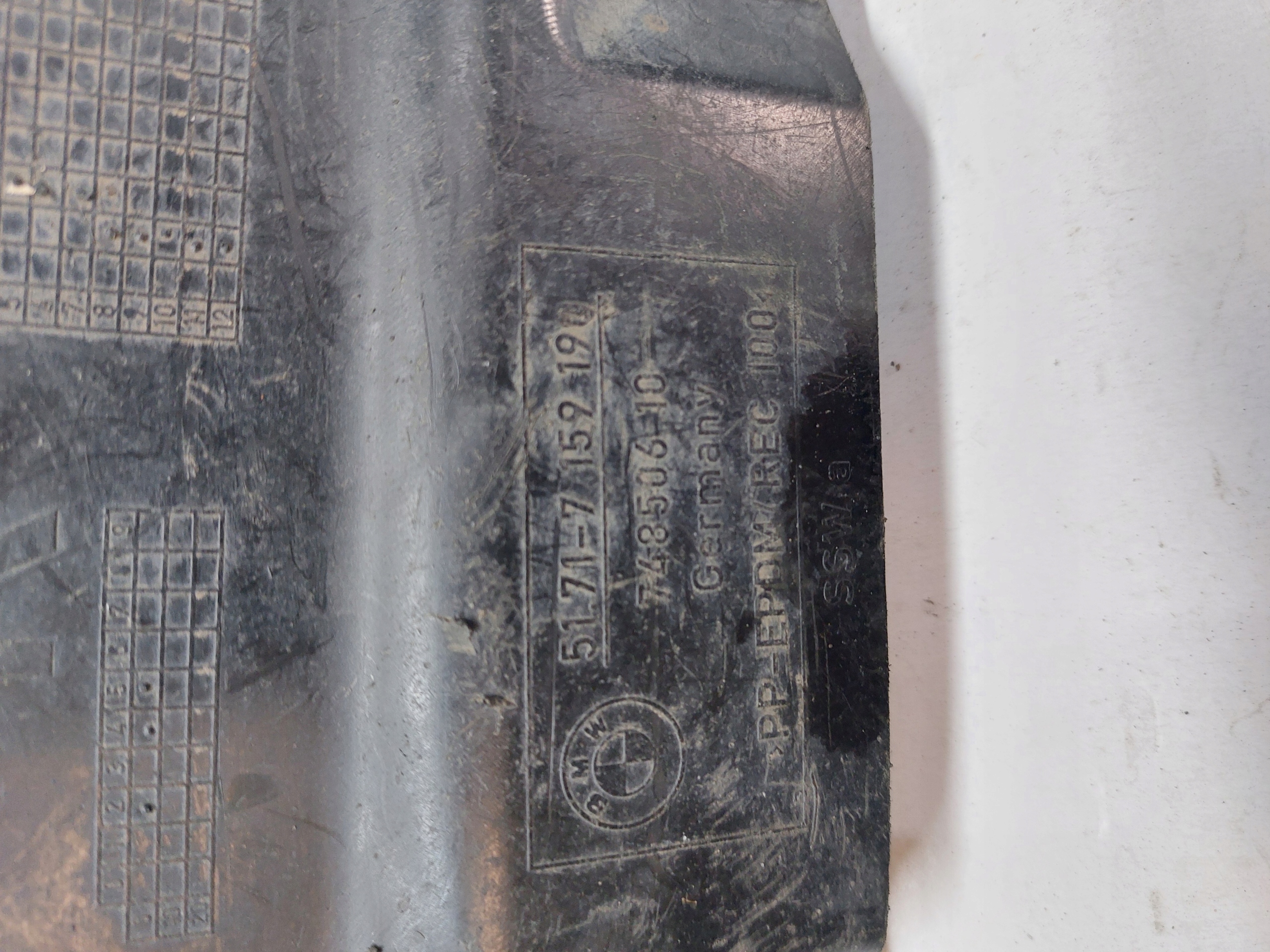 Blende Abdeckung NADKOLA rechts BMW E90 5171715919