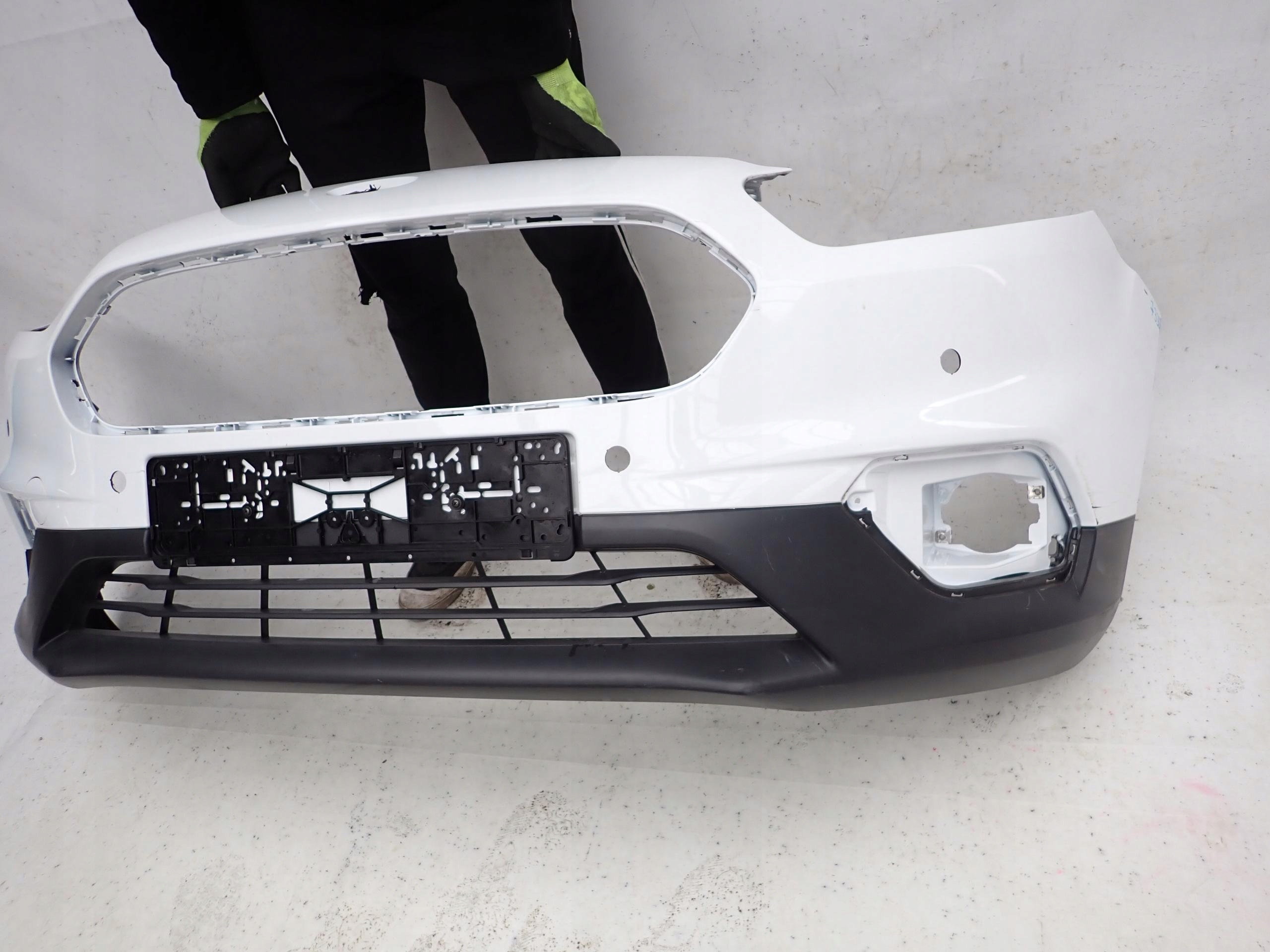 FORD TRANSIT COURIER LIFT 17- bumper front front PDC