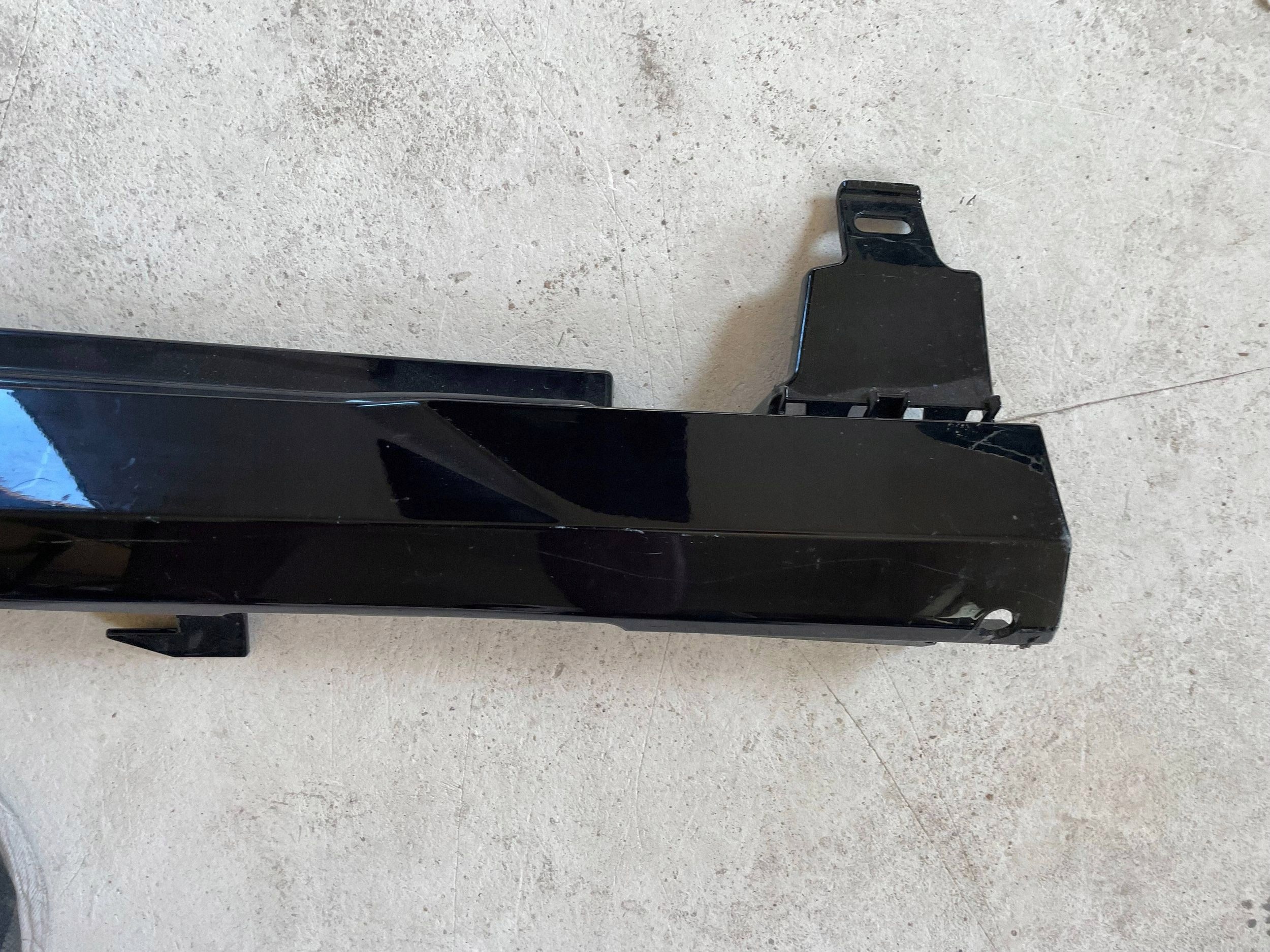 cap threshold right side BMW IX 8737832