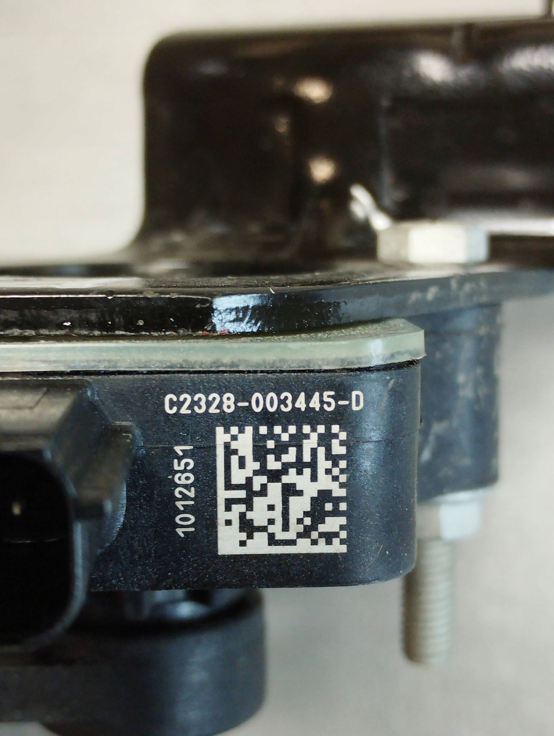 Volkswagen Amarok II sensor POZIOMOWANIA right front C2328003445D