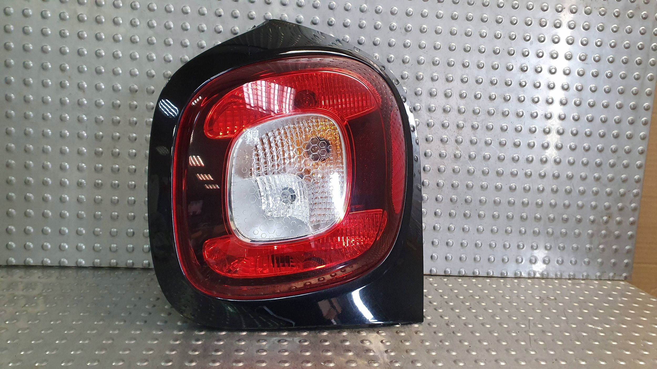 light rear part right SMART FORFOUR II 14- A4539063200