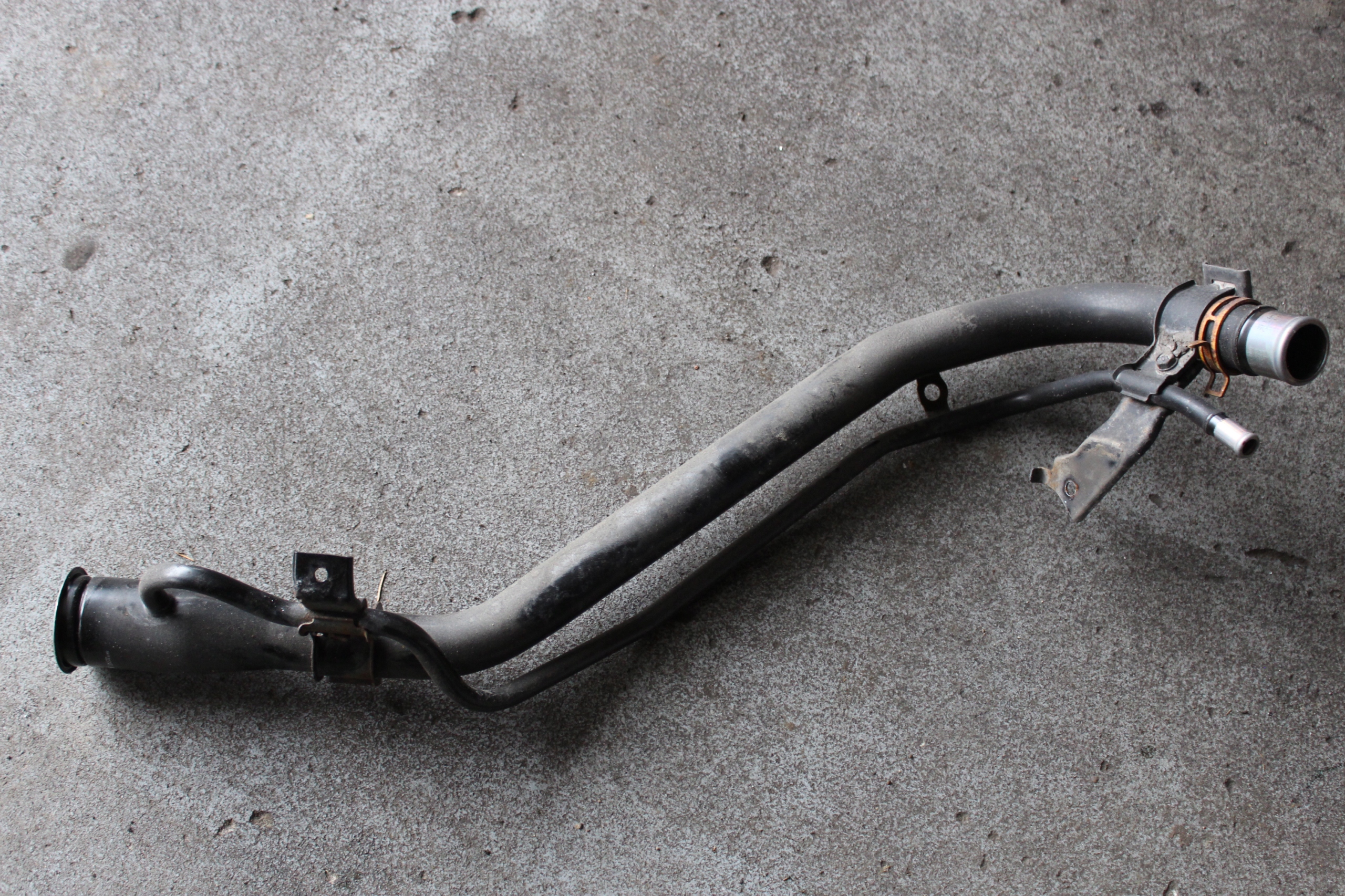 HONDA CR-Z 1.5 HYBRYDA WLEW RURA PALIWA