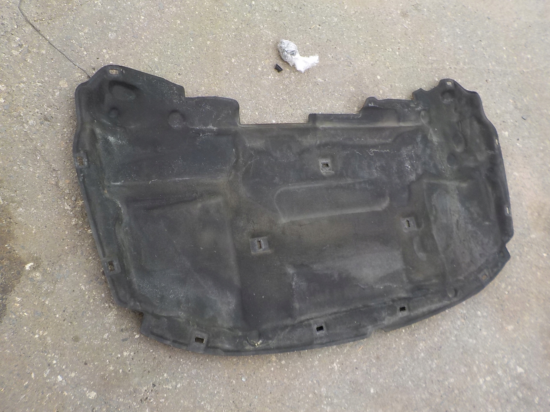 5fdyq63445u54 - звукоизоляция капота volvo S60 и 2004