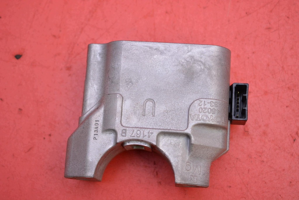 ignition key button blocking 15F142 45020-33-12 TOYOTA YARIS 4 IV GR
