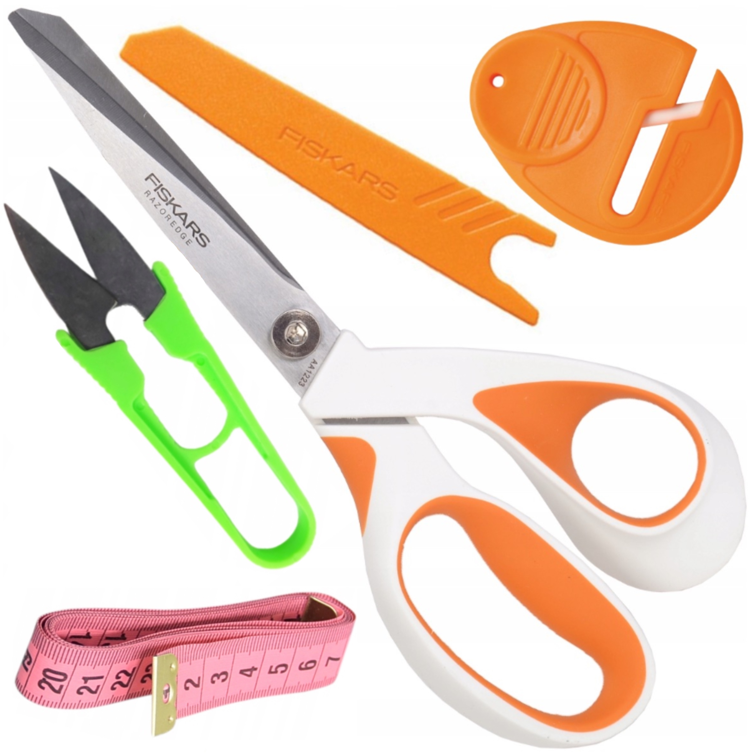 Krejčovské nůžky Fiskars Razoredge 21 cm hladítko kleštičky centimetr