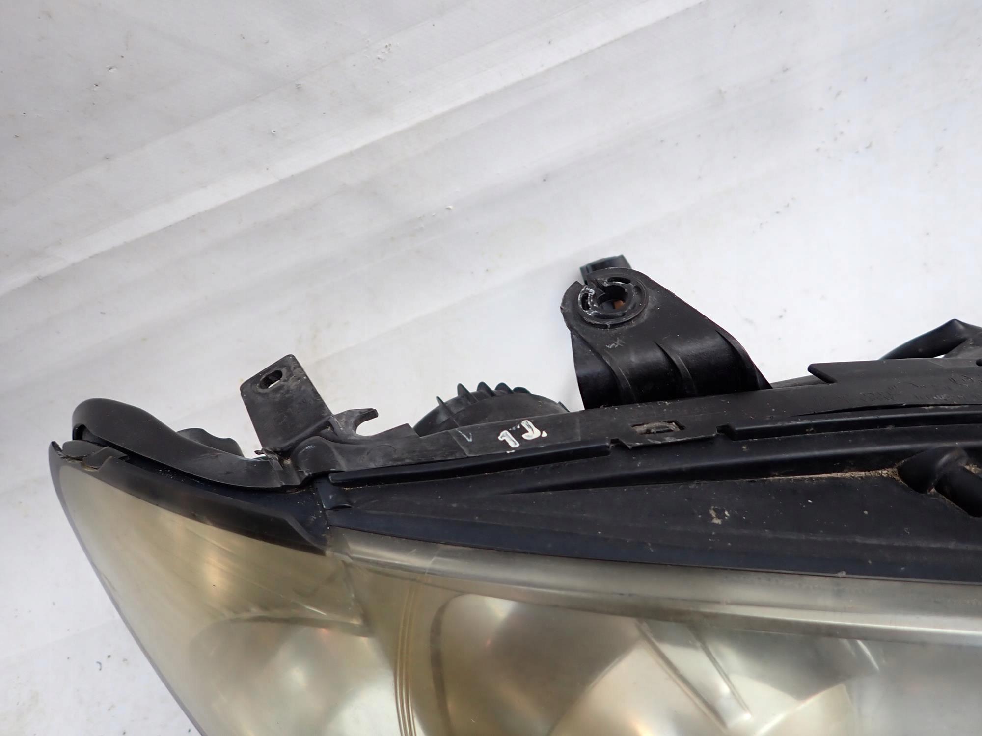 SUBARU IMPREZA II 2 LIFT 06-07 light front front right XENON