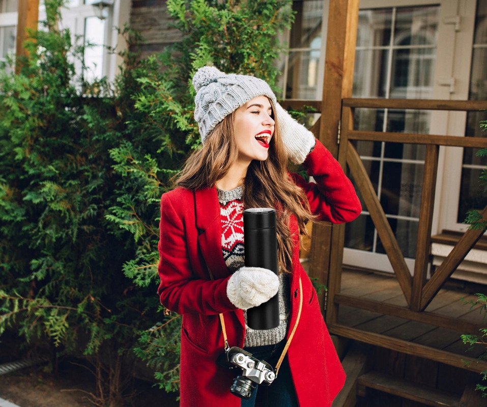 KUBEK TERMICZNY TERMOS NA KAWE HERBATE SMART BIDON LED TEMPERATURA Maksymalne utrzymanie zimna do 12 h