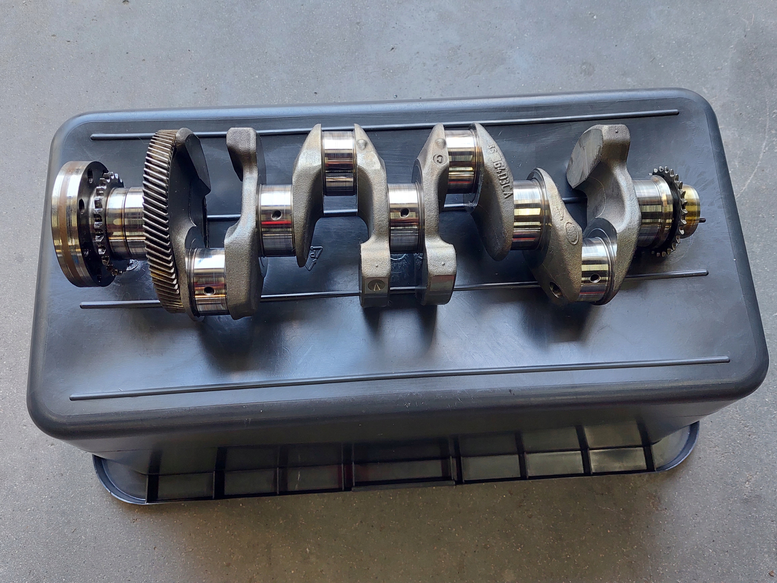 crank 204DTD G4D3CA JAGUAR XF II X260 XE X760 2.0 D
