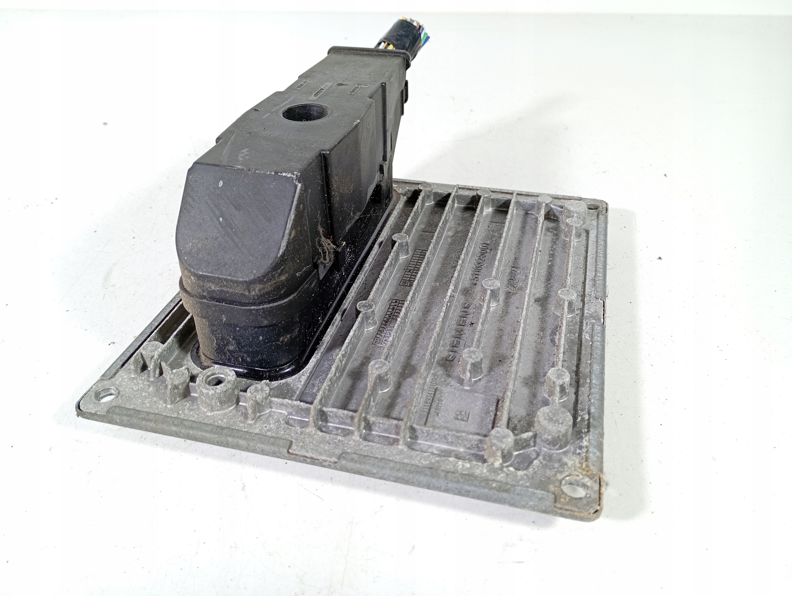 FORD FOCUS MK2 1.6 16V 04-11 computer control unit of the engine OE 4M5112A650HD