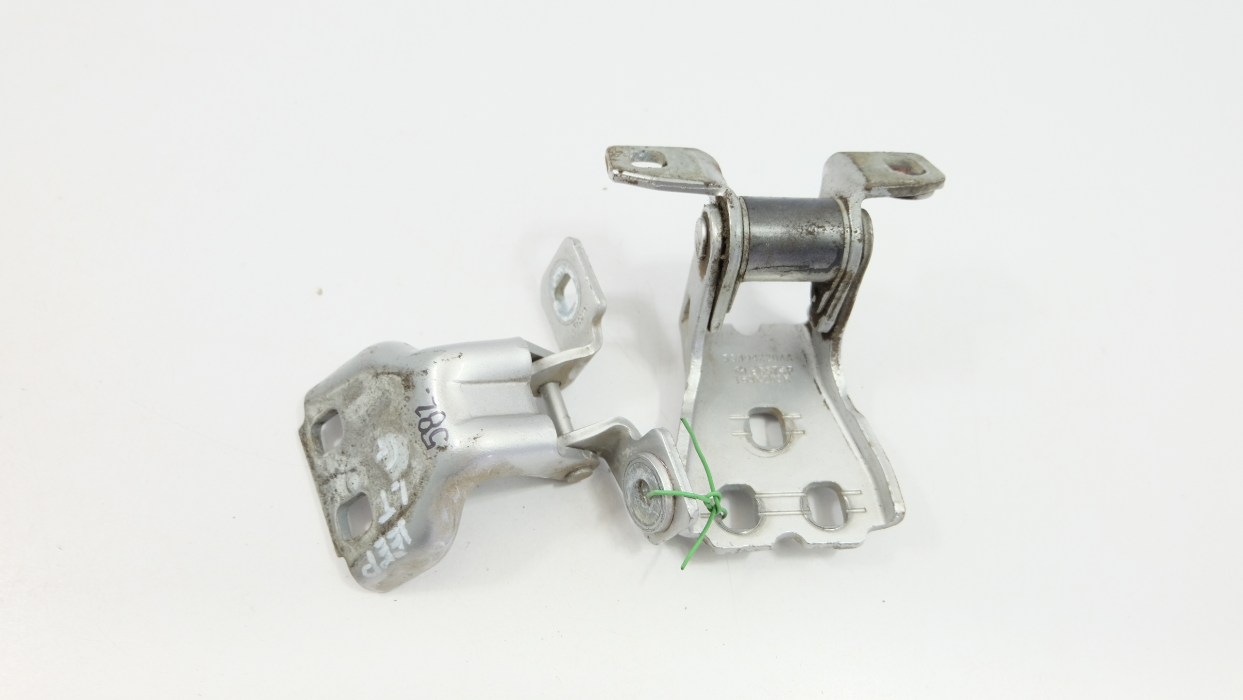 JEEP GRAND CHEROKEE III ZAWIASY DRZWI LEWY TYŁ