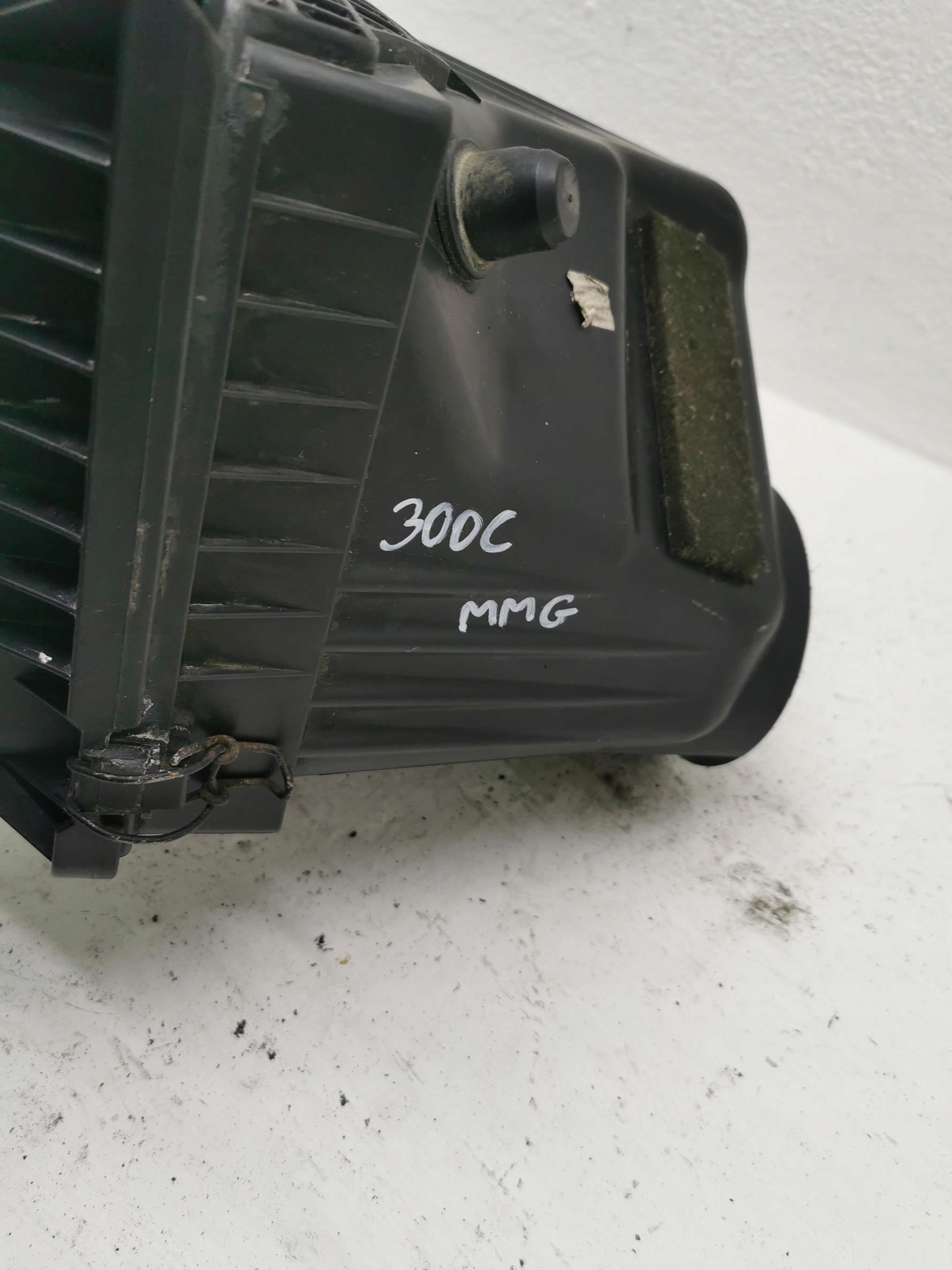 Gehäuse filter luft CHRYSLER 300C 05281522AB