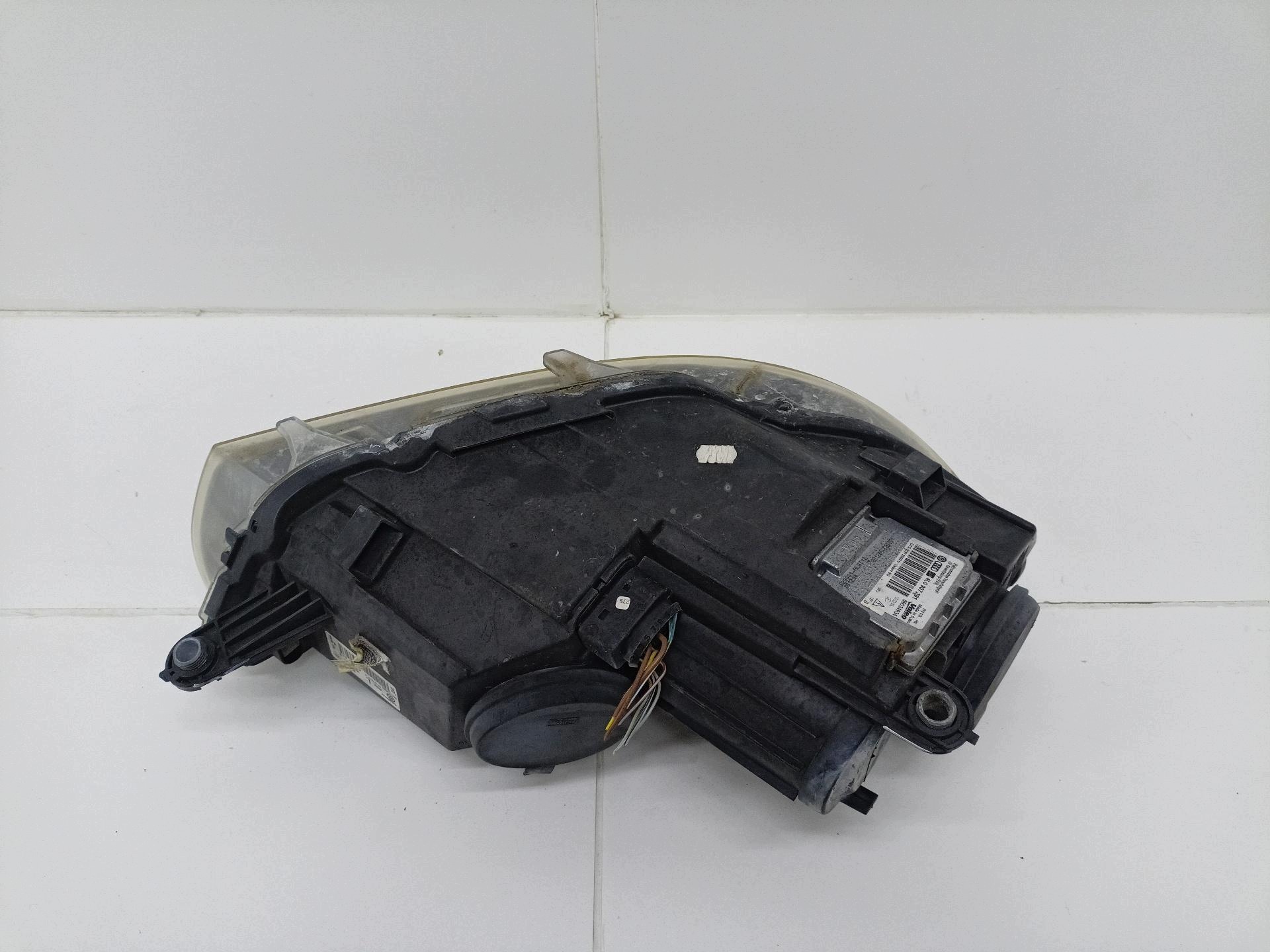 light front left side Volkswagen Scirocco 3 2009 1K8941031E