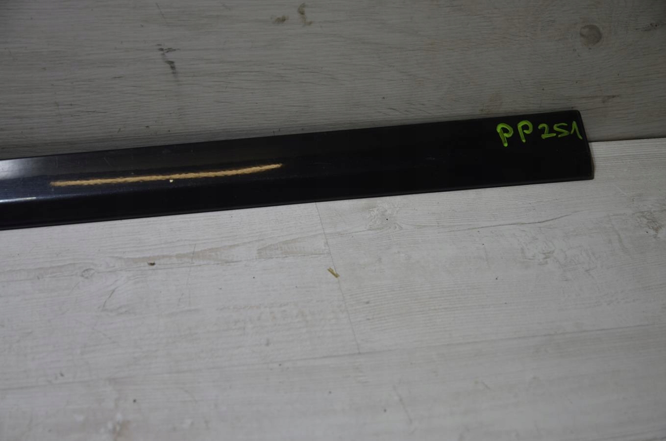 moulding door right front Mercedes R-klasa W251