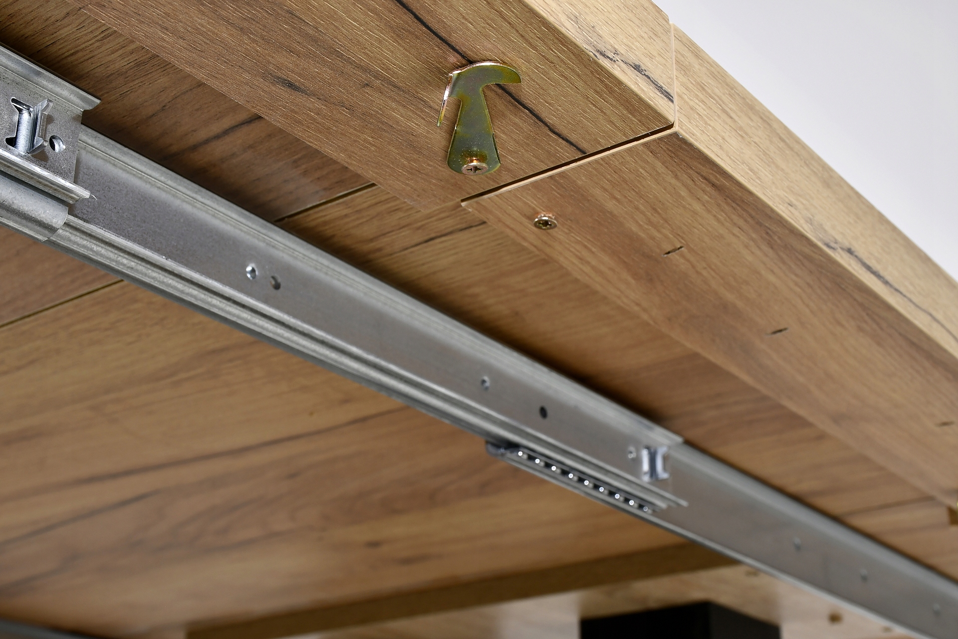 STÓŁ DO SALONU IGOR 70x70x190 Kolor mebla inny kolor