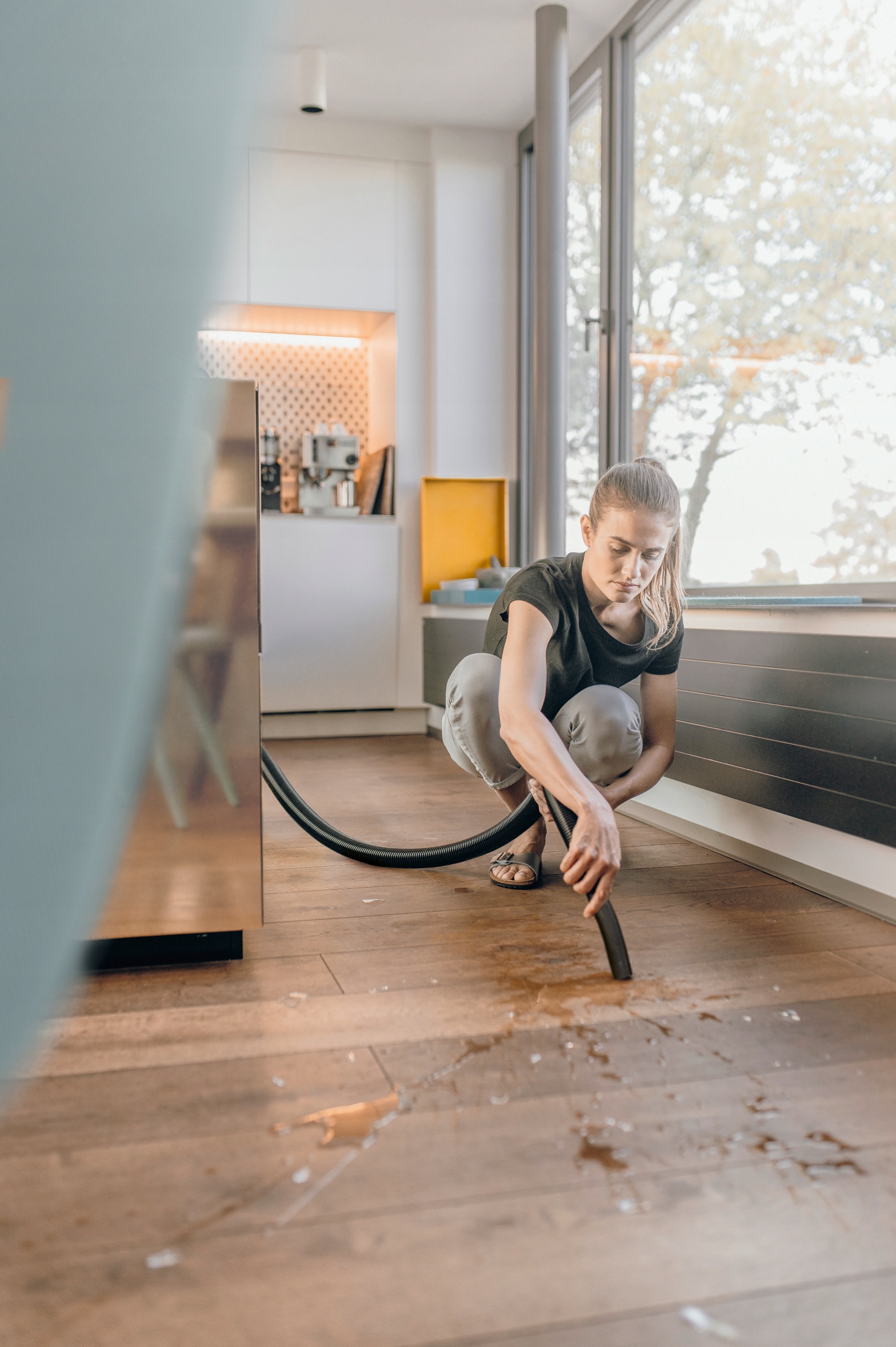 ODKURZACZ Przemysłowy bezworkowy KARCHER KWD 6 Premium 1300W Filtr Płaski filtr falisty