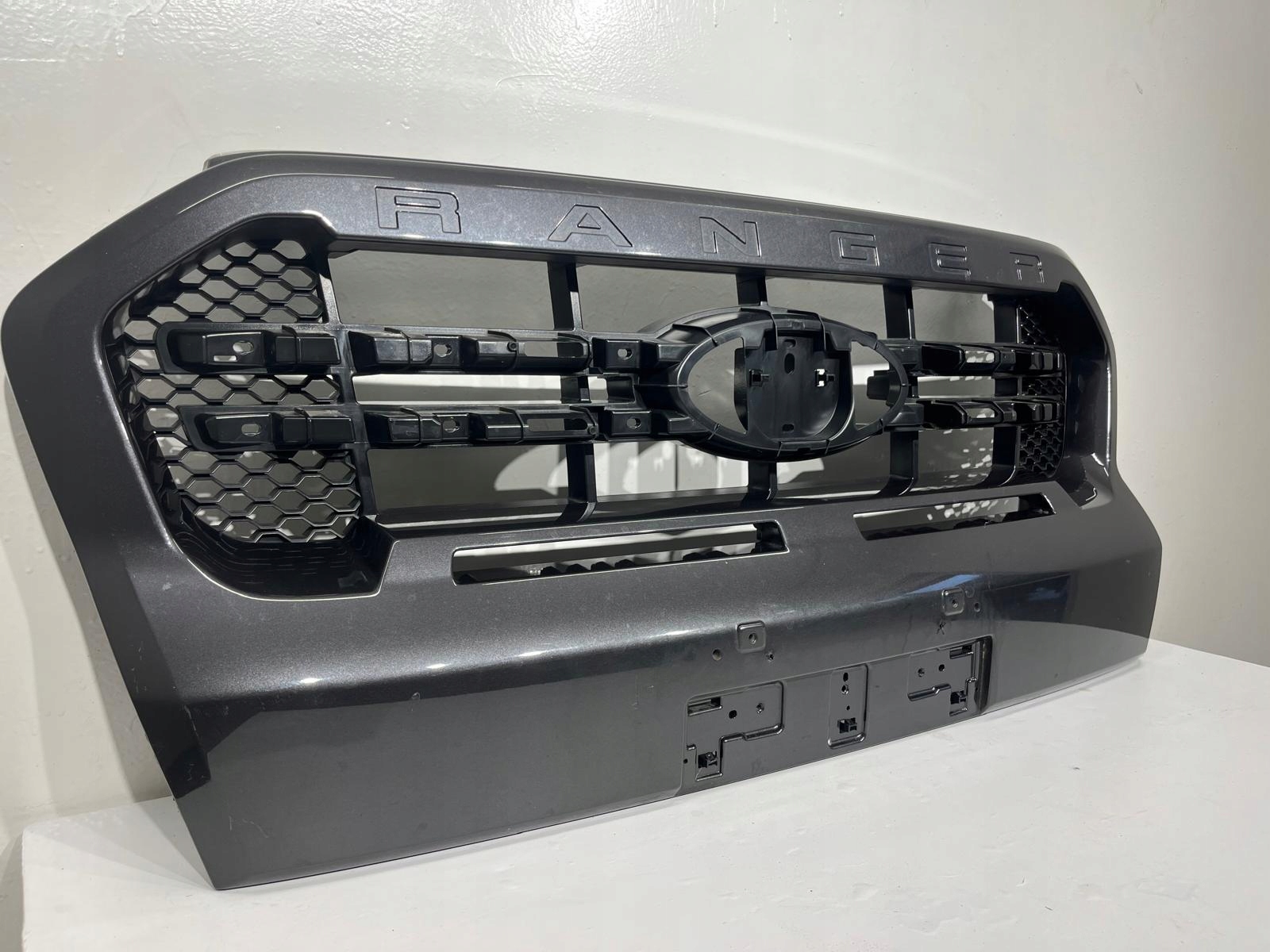 Ford Ranger 1 Mk1 Kühlergrill FRONTGRILL Kühlergitter JB3B8350BOE - Thumbnail 2
