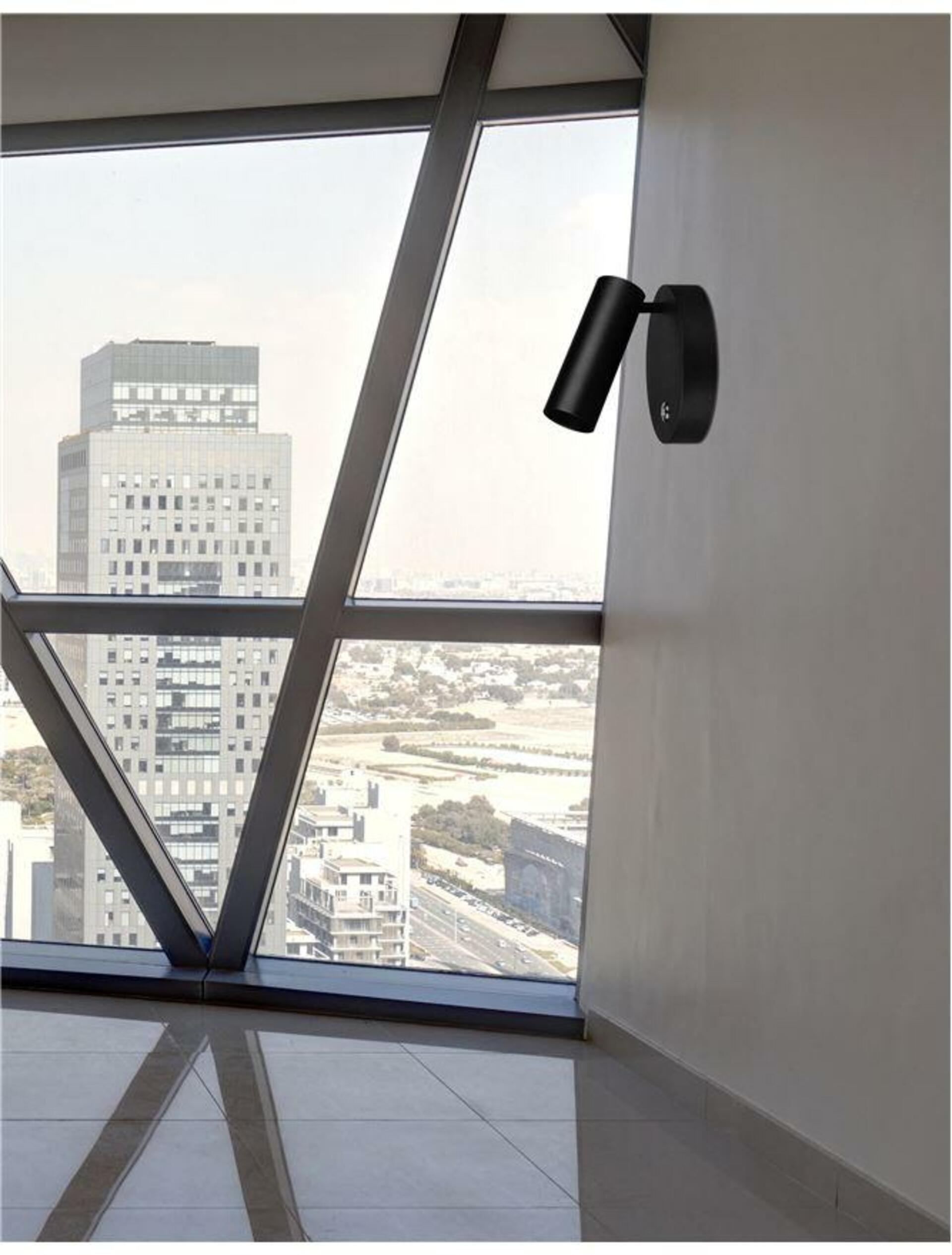 Nova Luce Štýlová nástenná lampička Umberto s nastaviteľným spotom 1 x 35