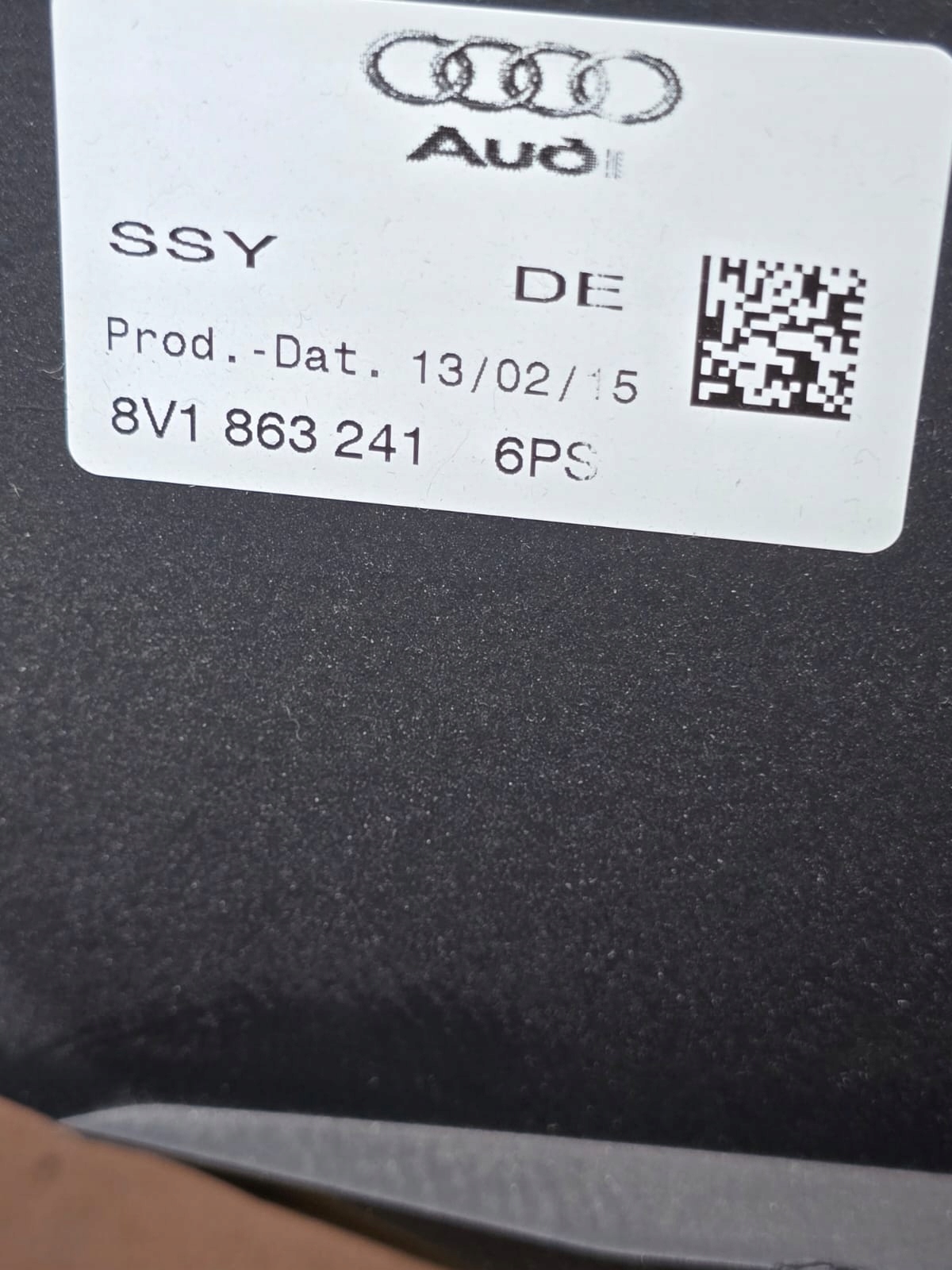 Audi A3 S3 8V седан тунель середина 8V1863241