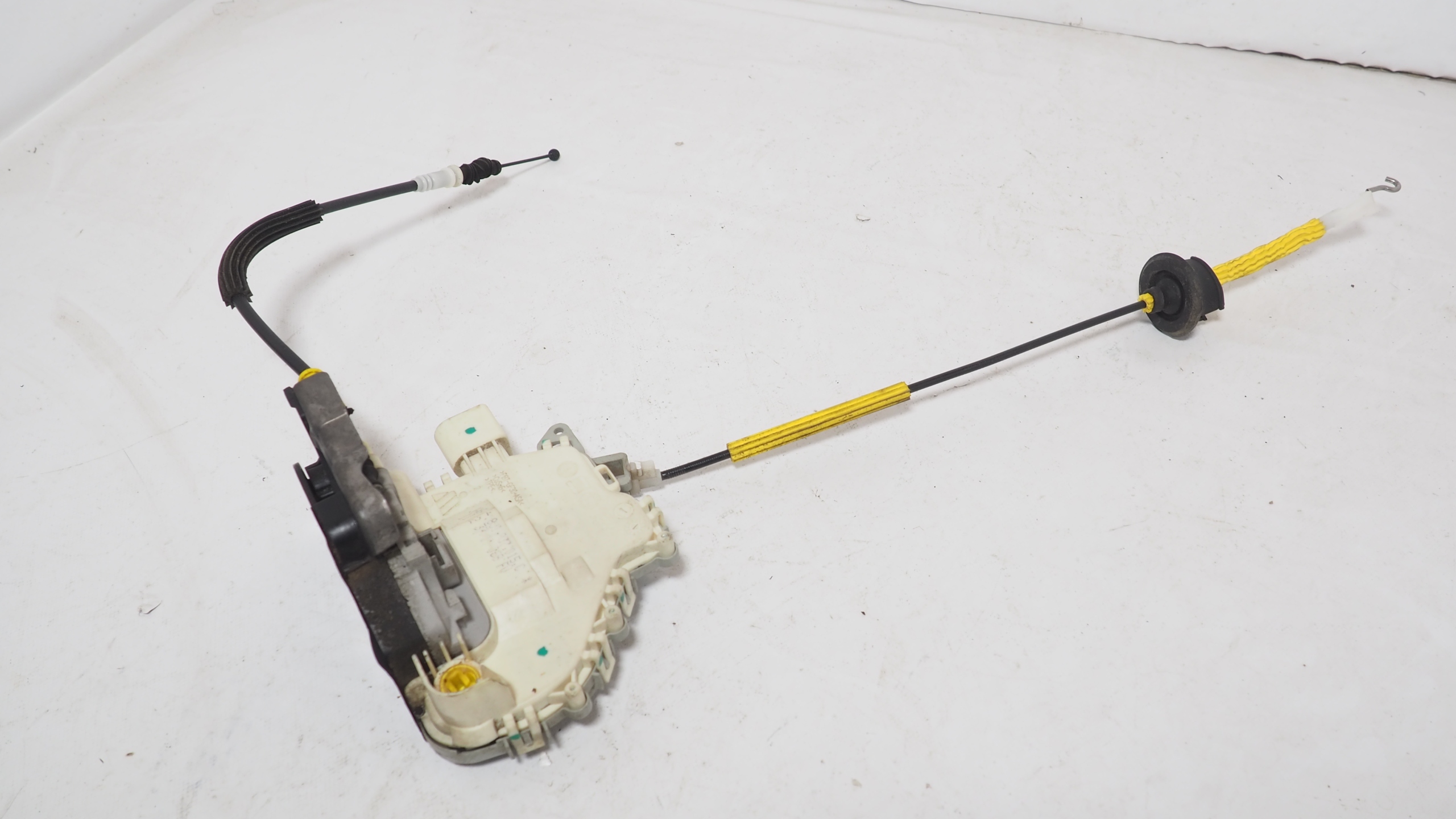 Audi A4 A5 Q3 Q5 lock door left front 8J1837015C