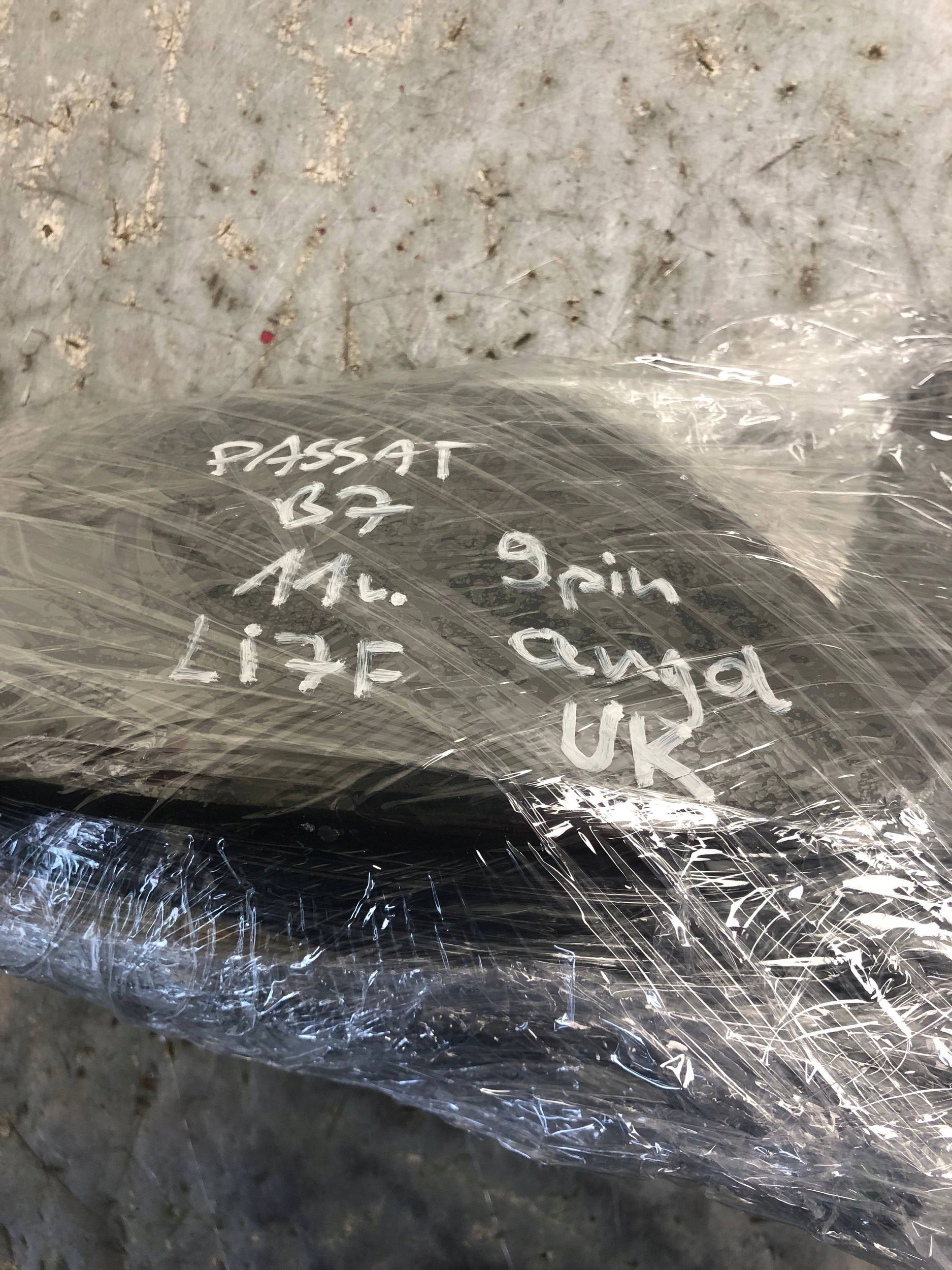 mirror right 9 PIN VW PASSAT B7 LI7F UK