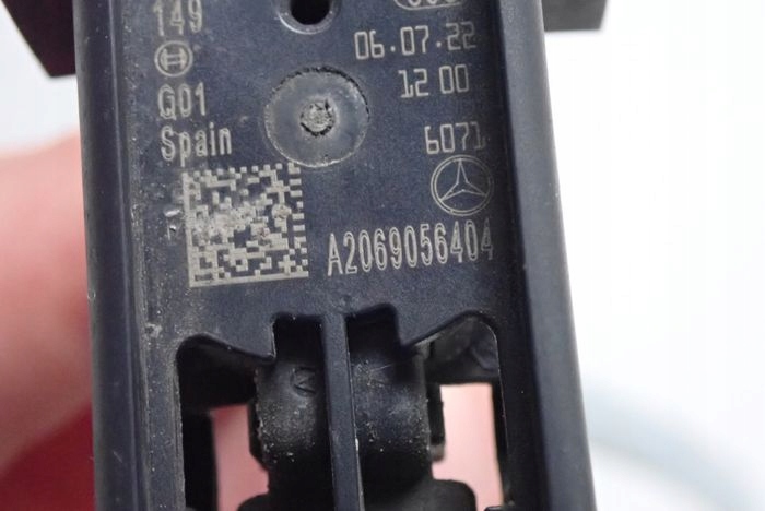 MERCEDES W206 206 C-KLASA Sensor pieszych A2069056404