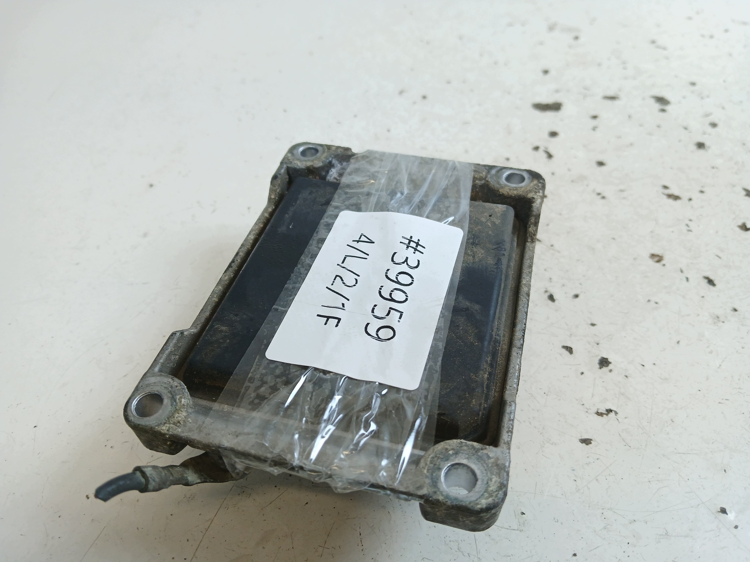 OPEL ASTRA III H 1.4 unité de commande électronique uce moteur 24420562