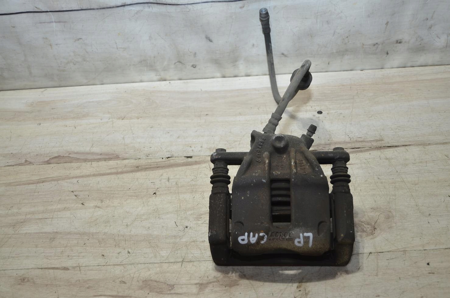 caliper left front Renault Captur LIF