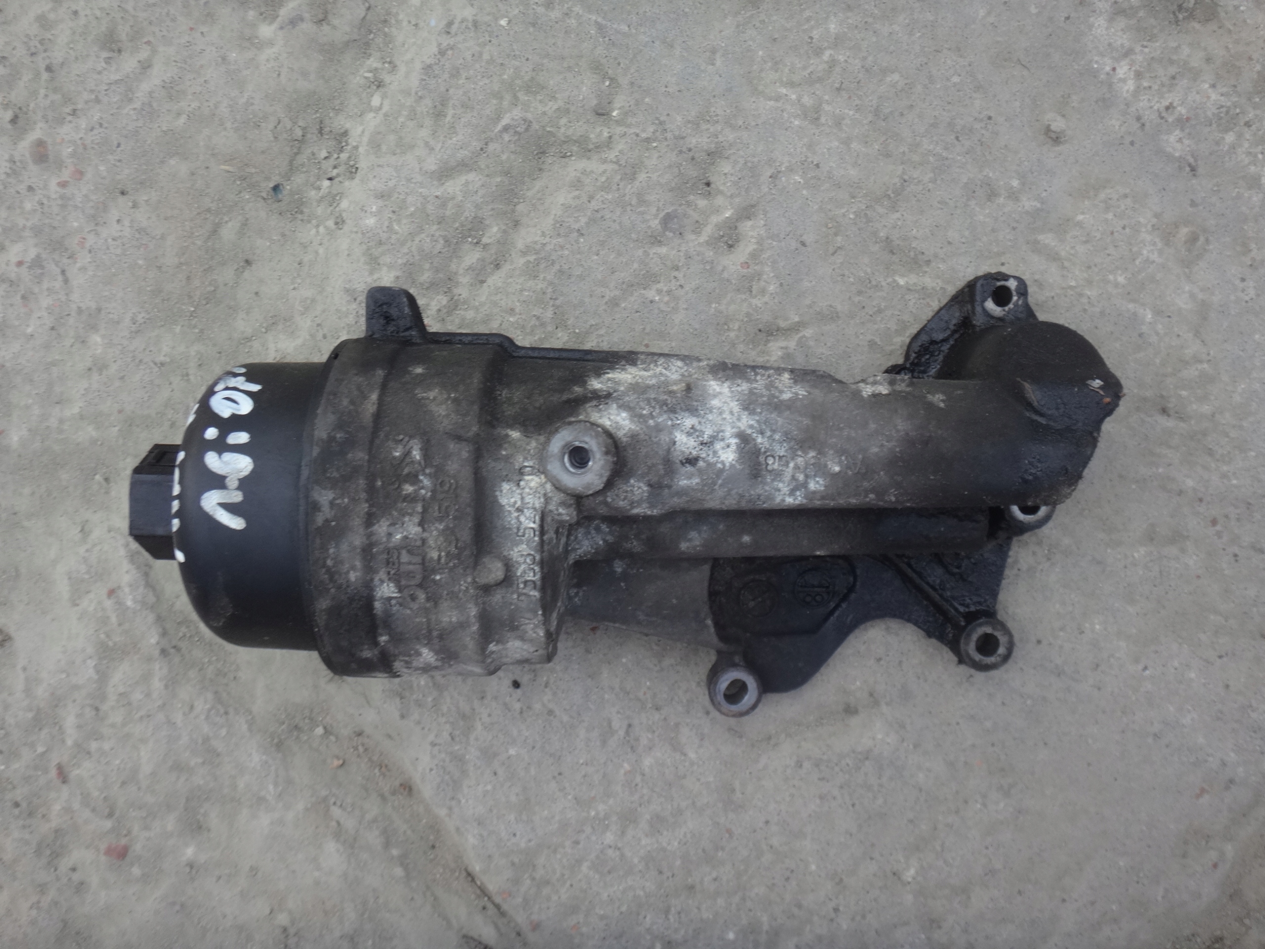 PODSTAWA FILTRA OLEJU MINI R56 1 6 I Part manufacturer BMW OE