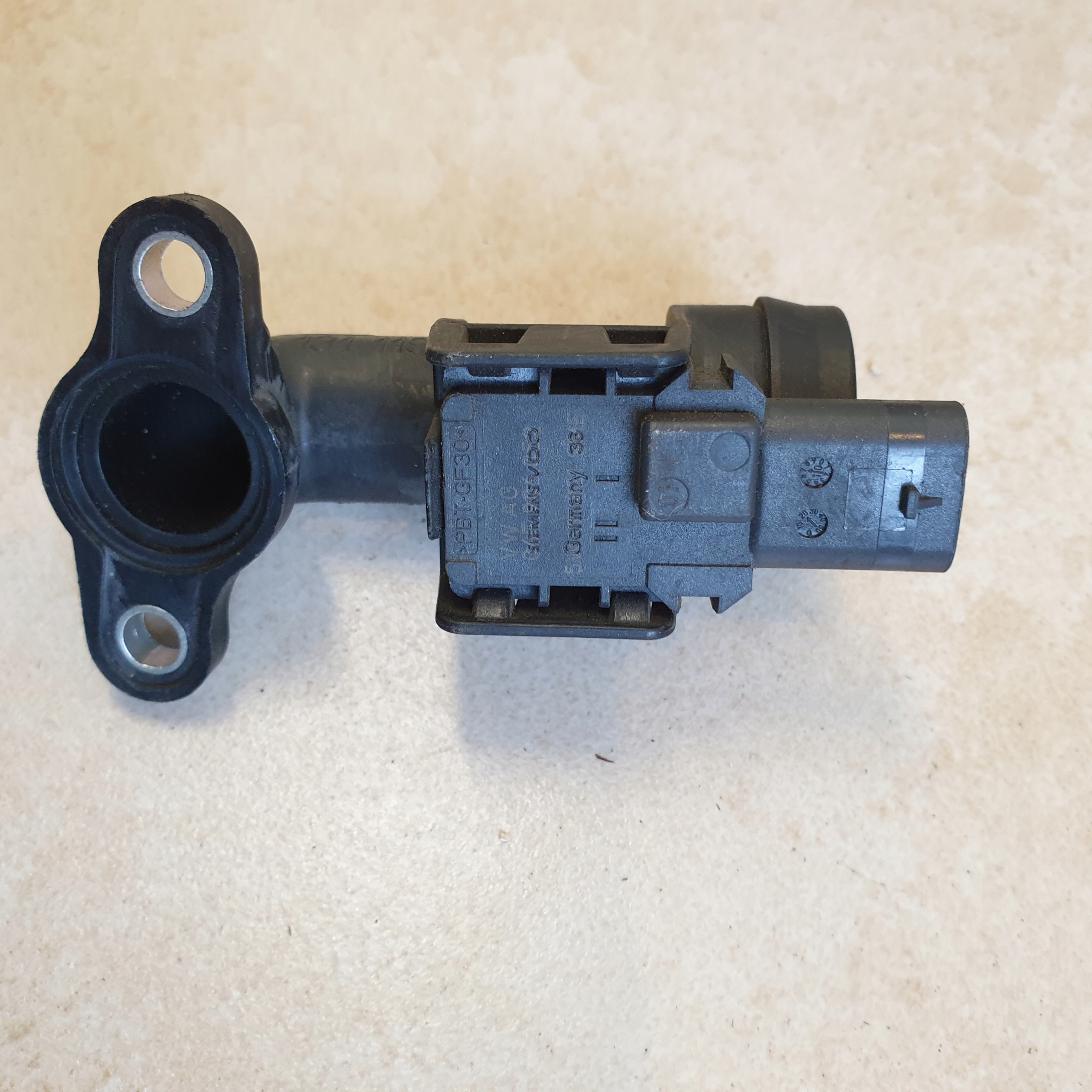 clutch hose sensor MAP SENSOR AUDI RS5 RS4 A4 B8 A5 8K OE