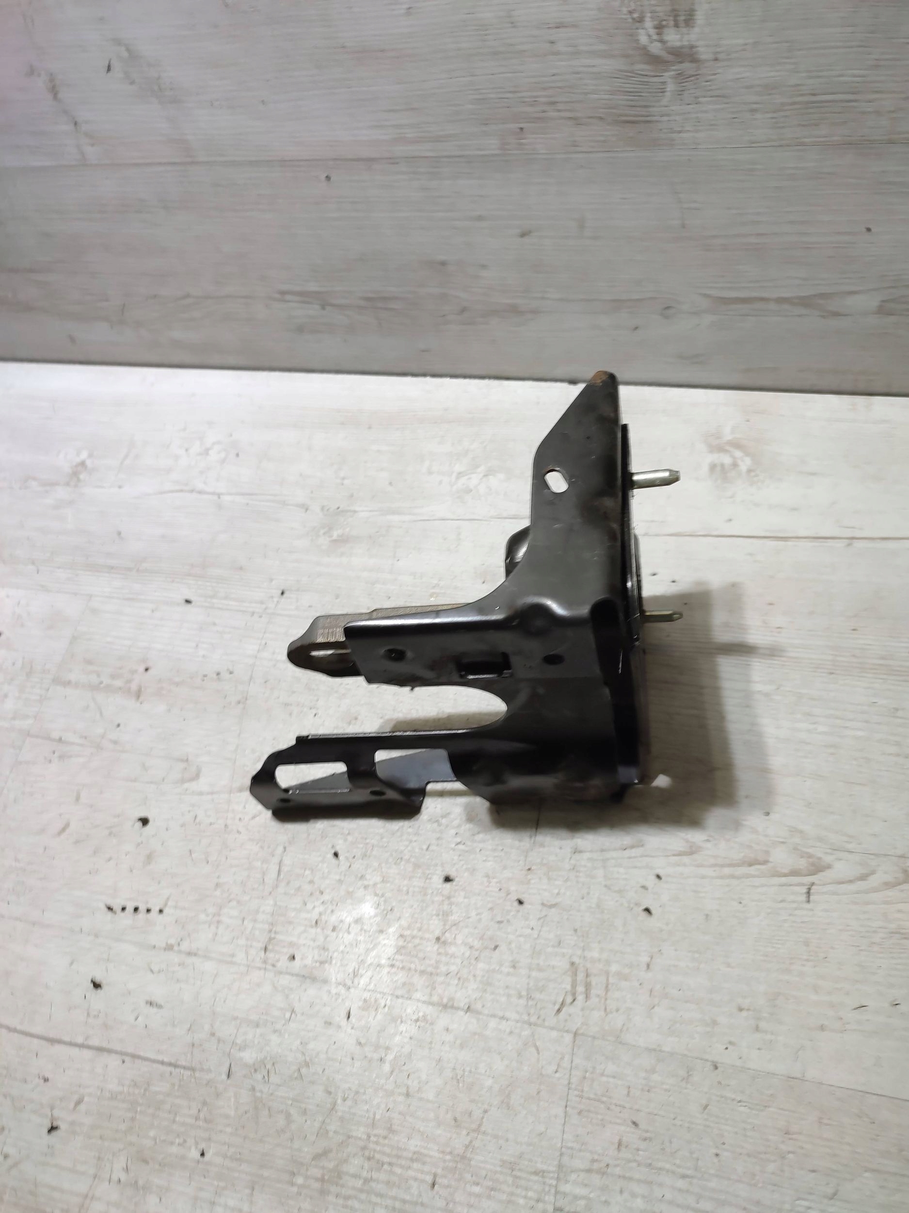 Peugeot 2008 e 2018 Lapy, Supporto staffa cambio ingranaggi