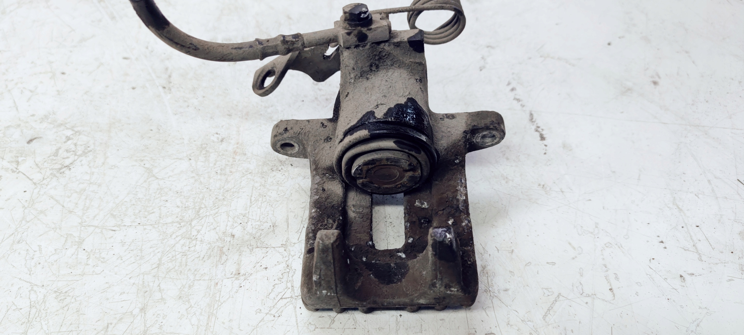 caliper brake right rear part AUDI A6 C5 SPRAWNY